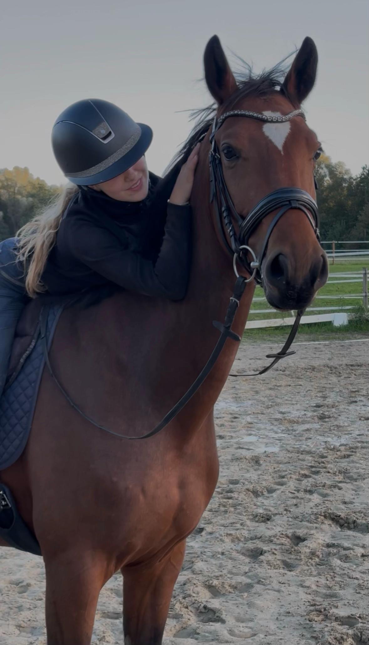 @leona_equestrian