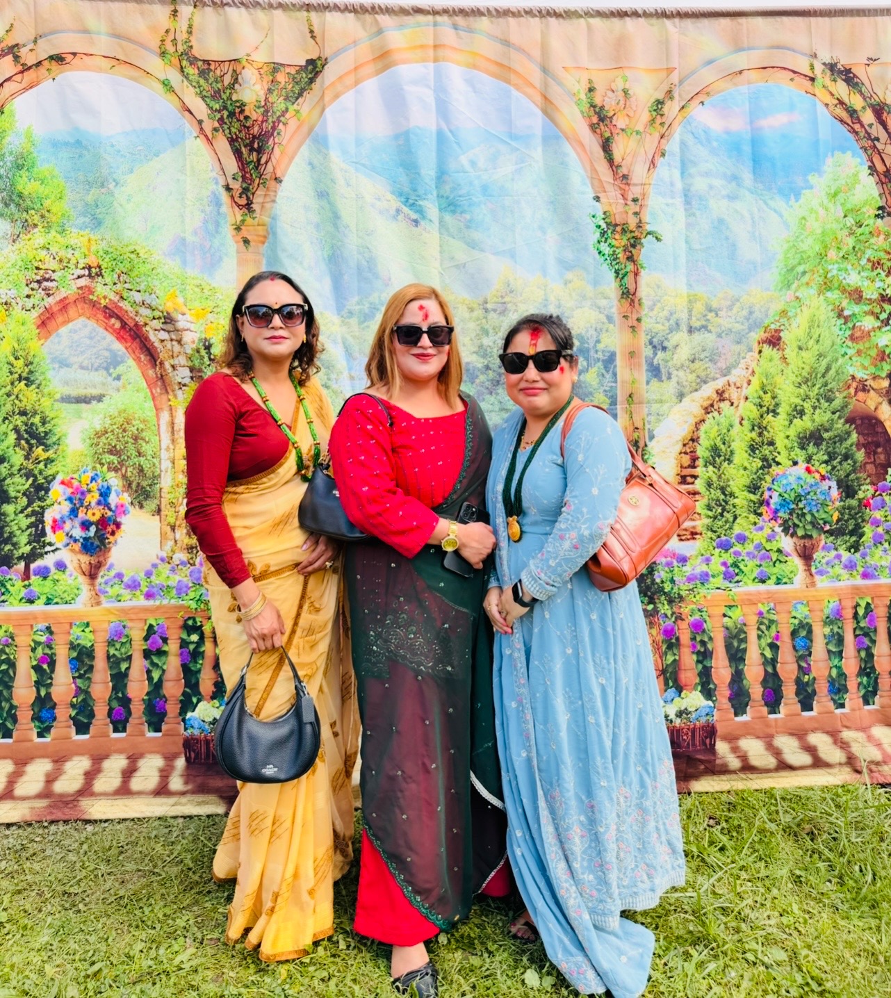 @Lovely Pabitra163payal