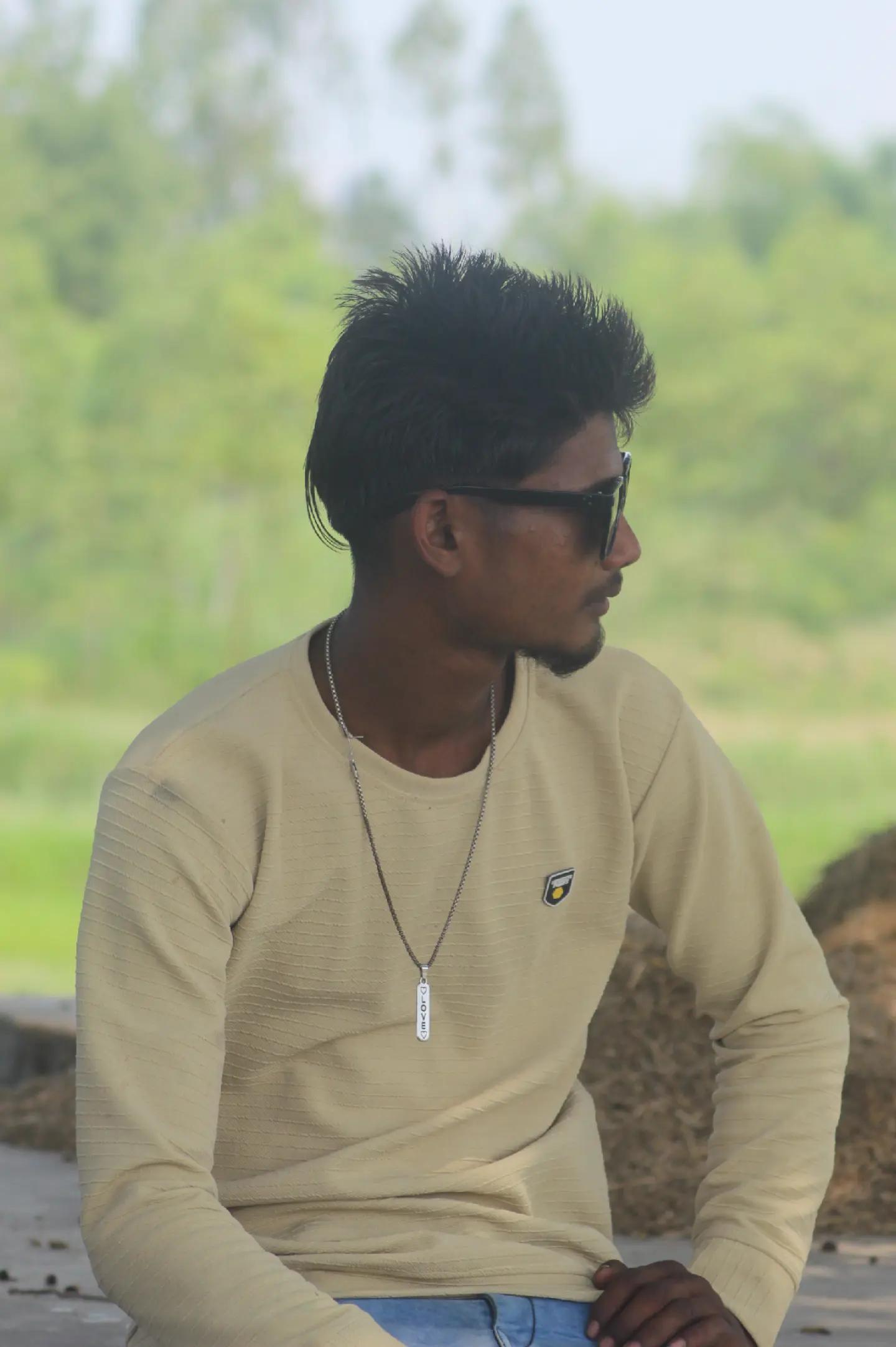 @Yadav __Brand01