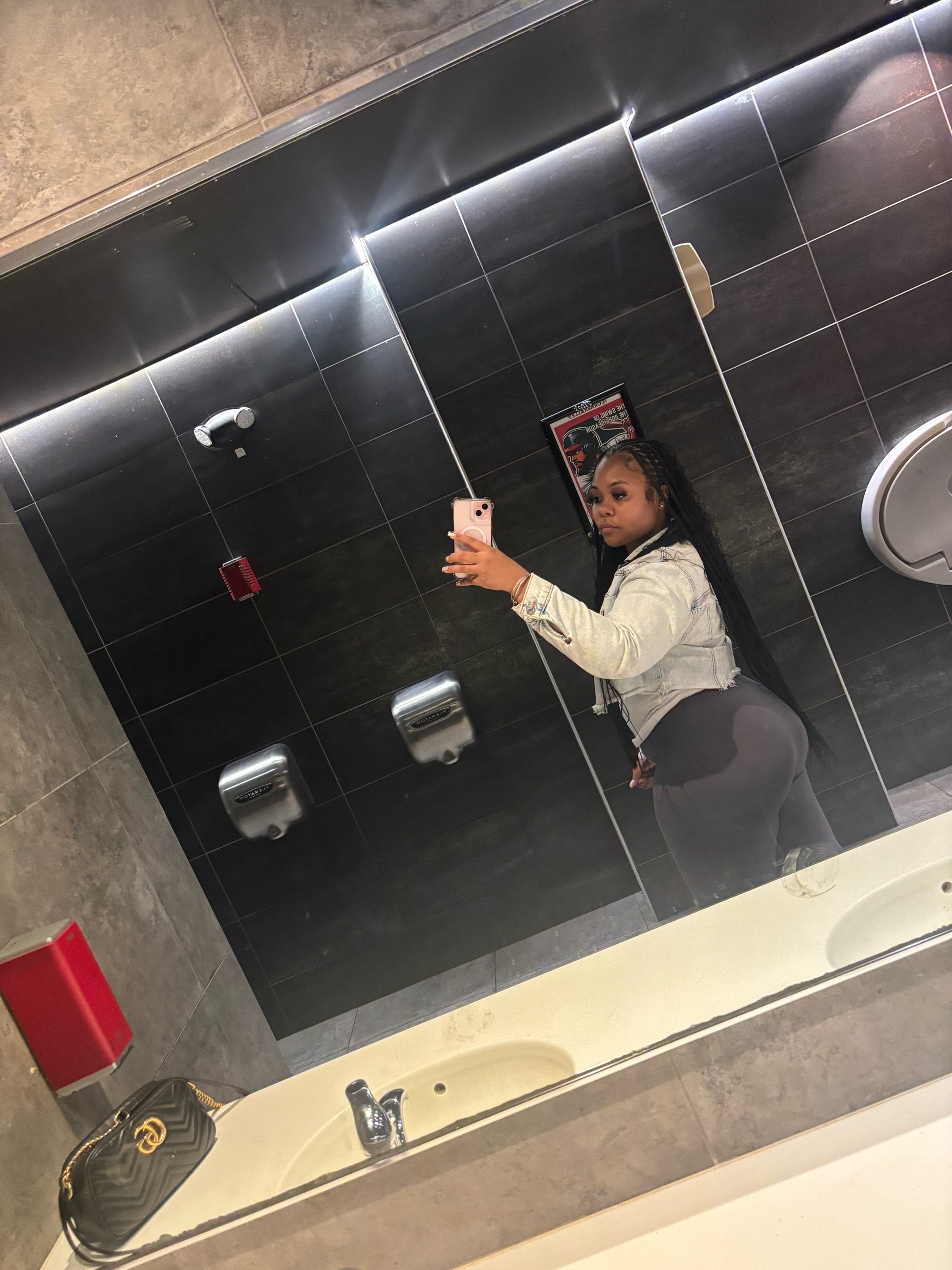 @_.newneeww