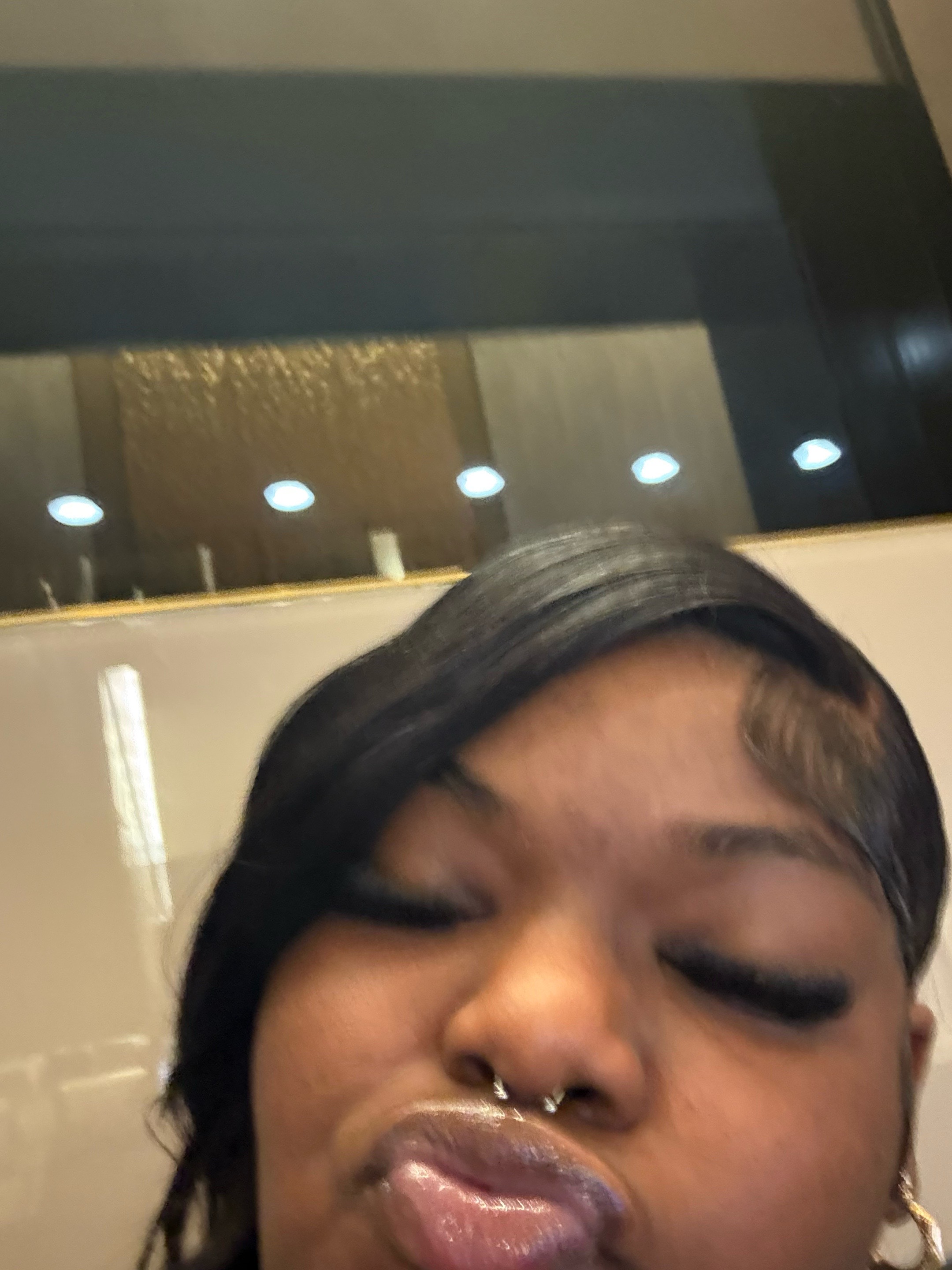 @motionmizz_