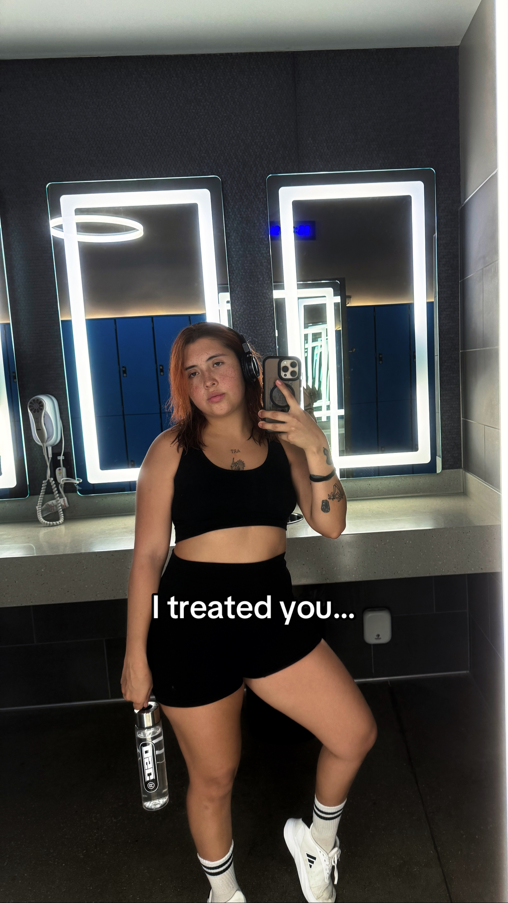 @Lia Charry 🍒