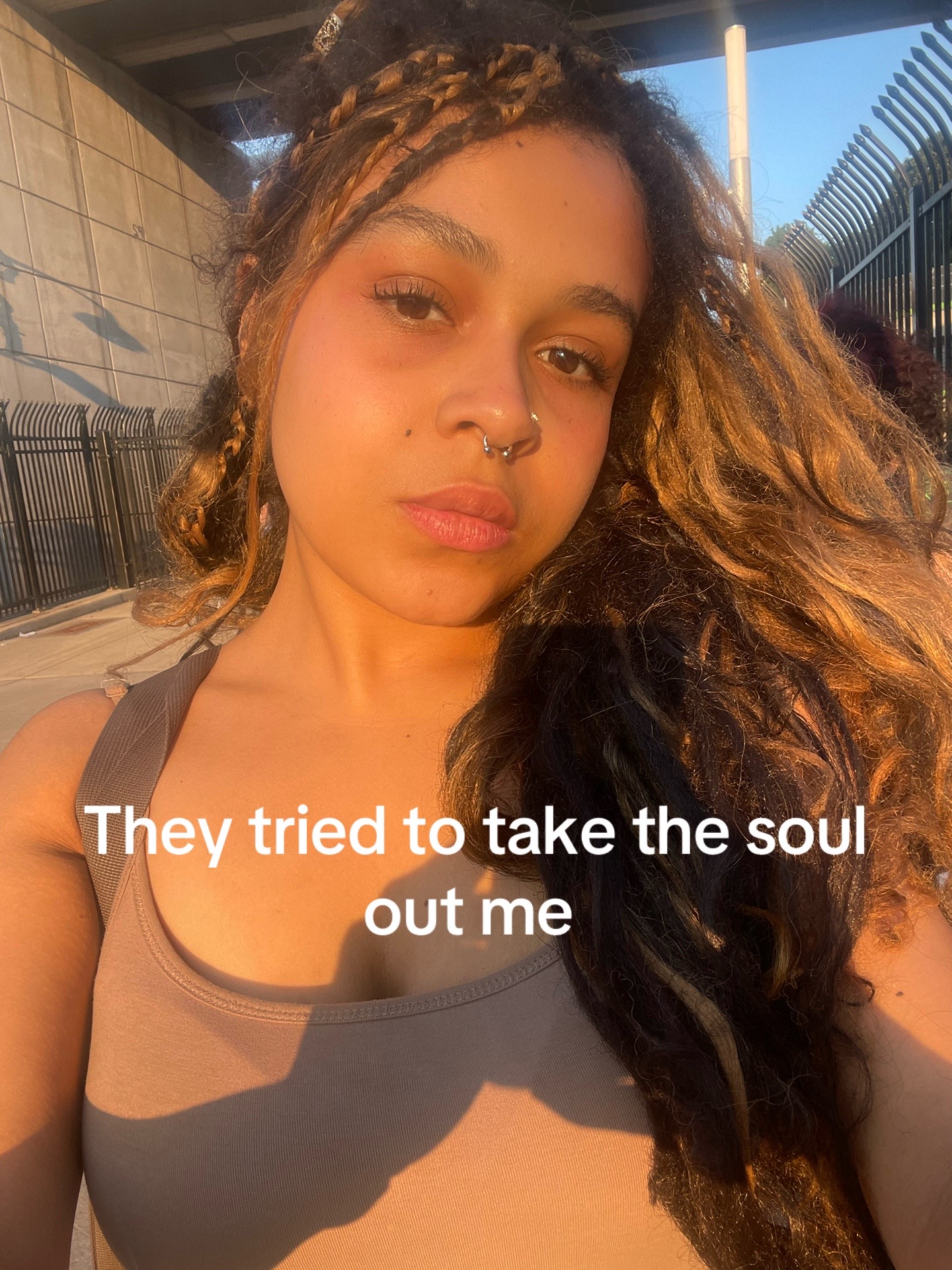 @hellokaira✨