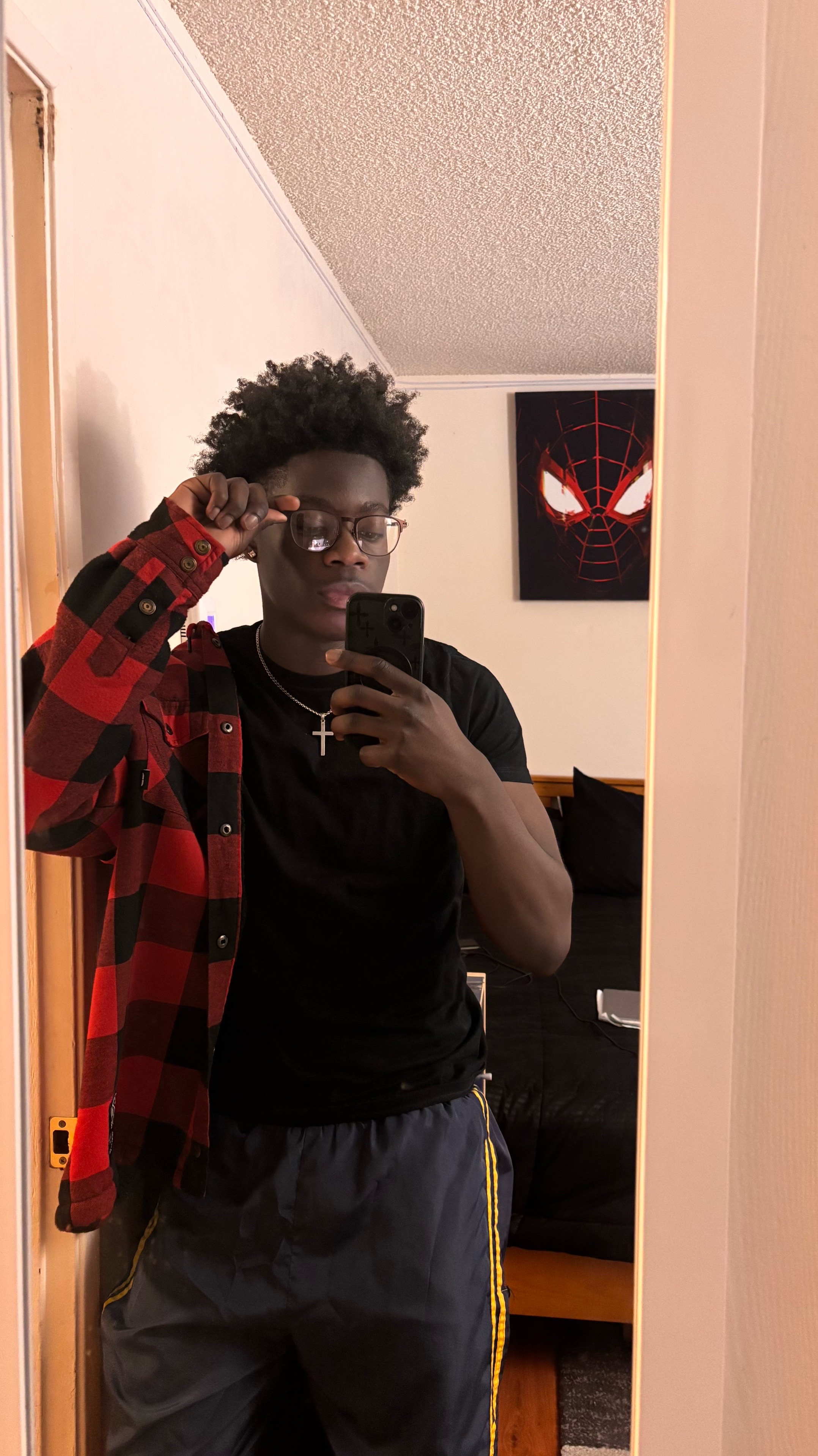 @️