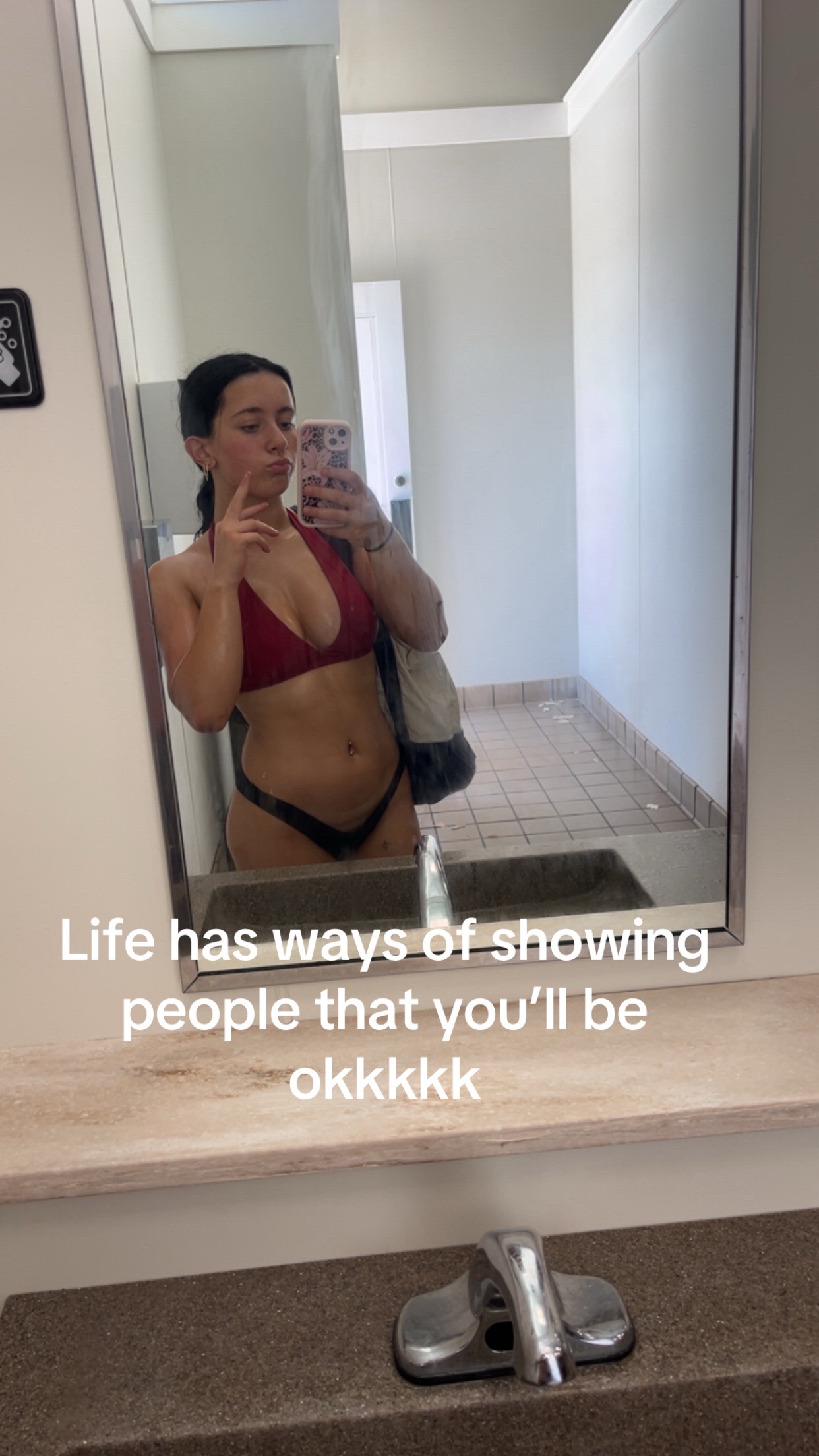 @Elli