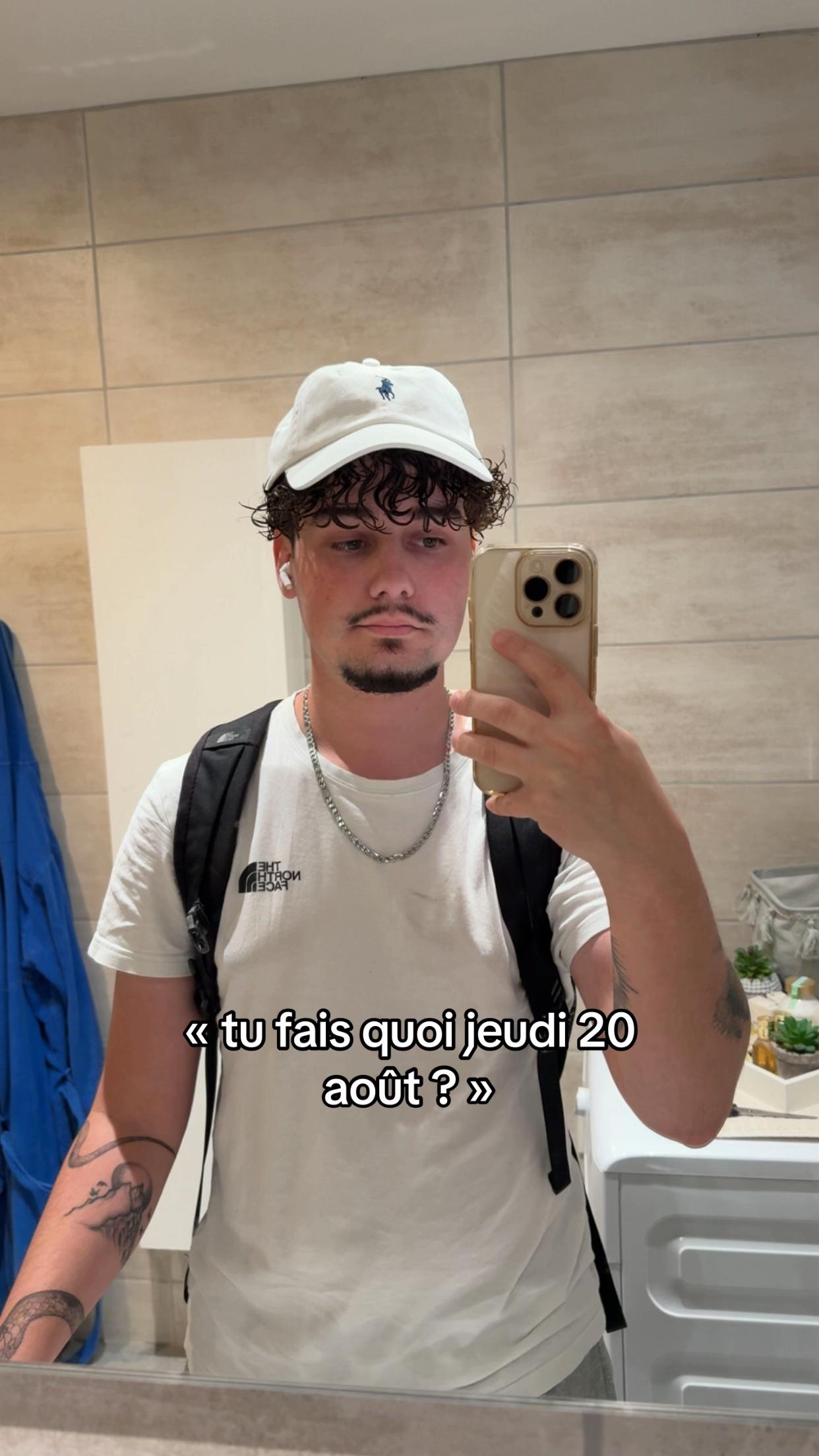 @Julien👻