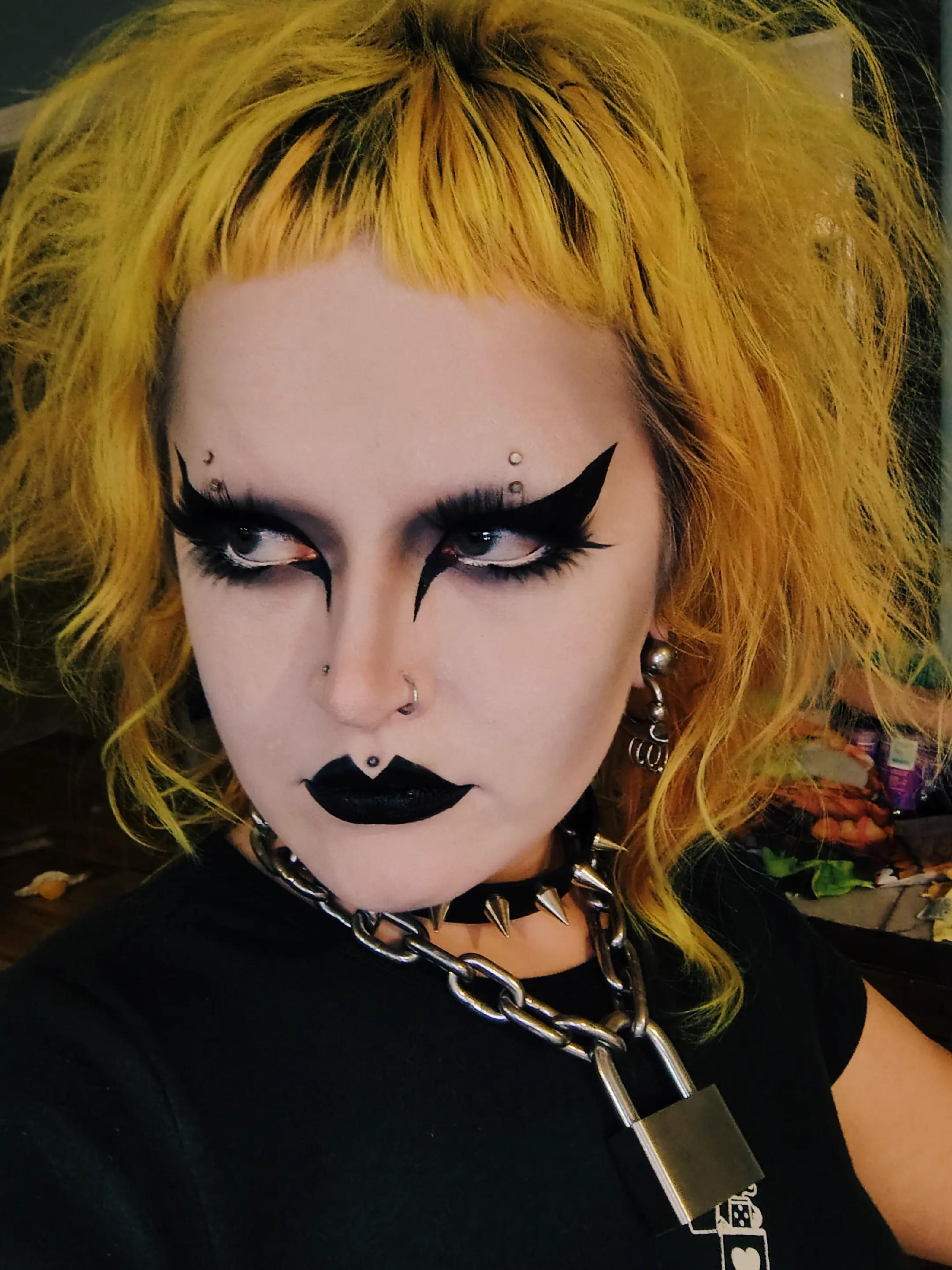 @pompheadmags