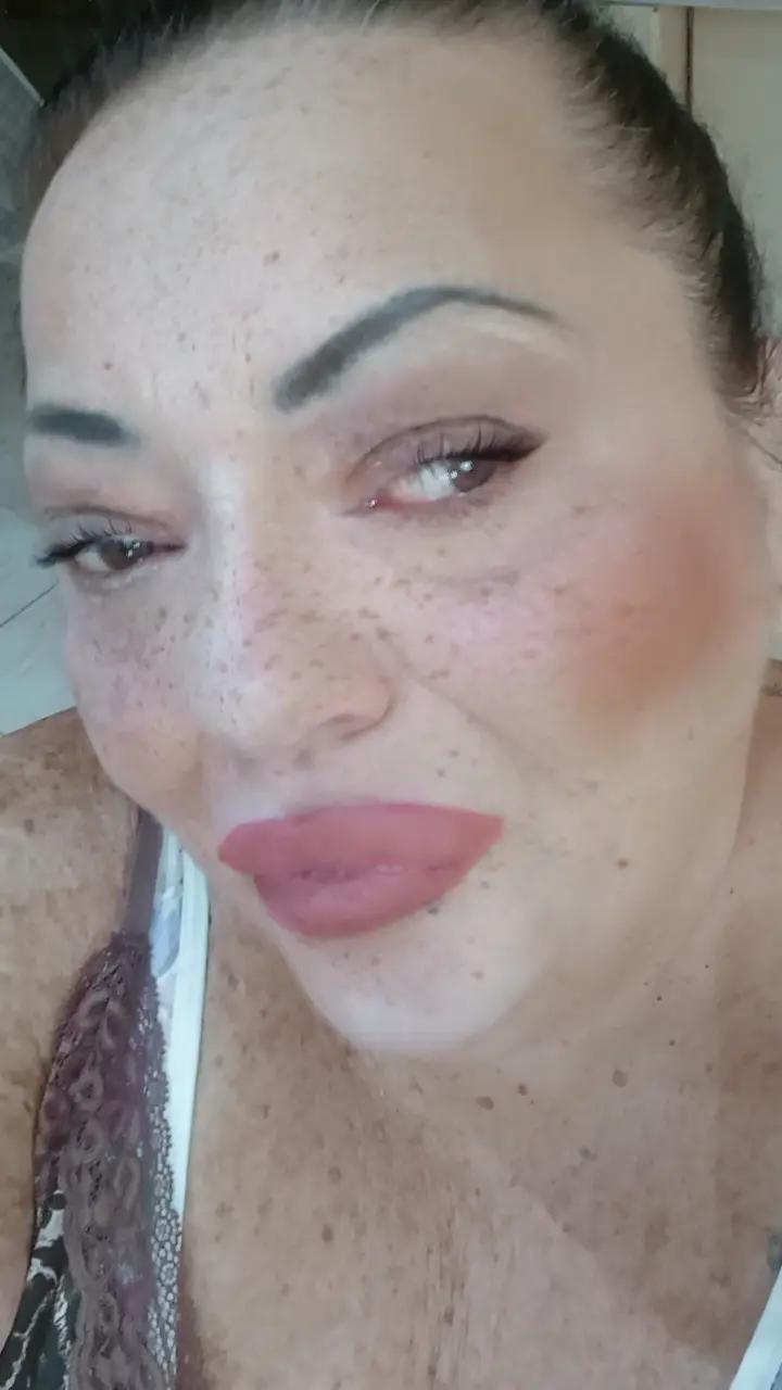 @anna davinno
