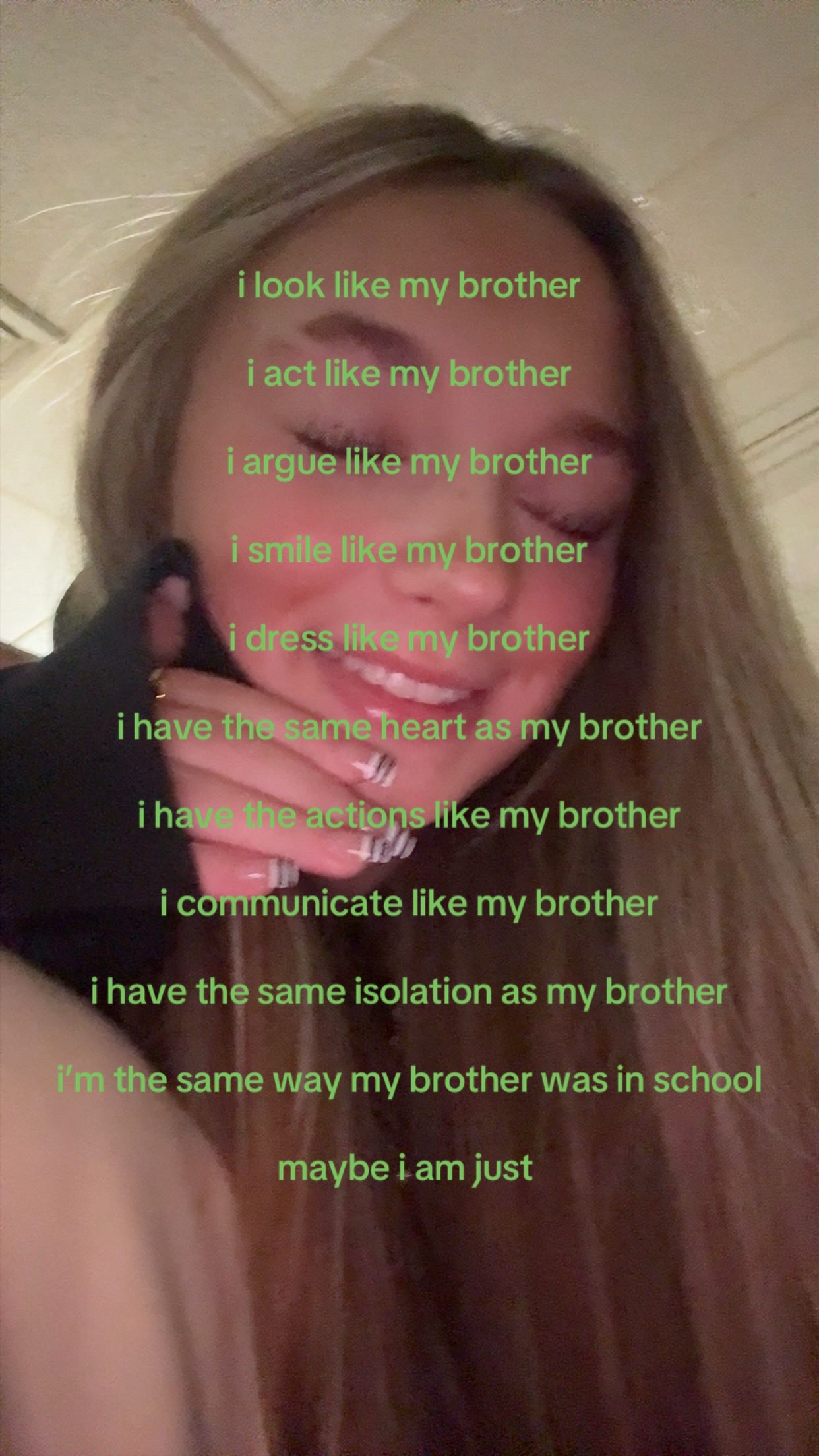 @✩