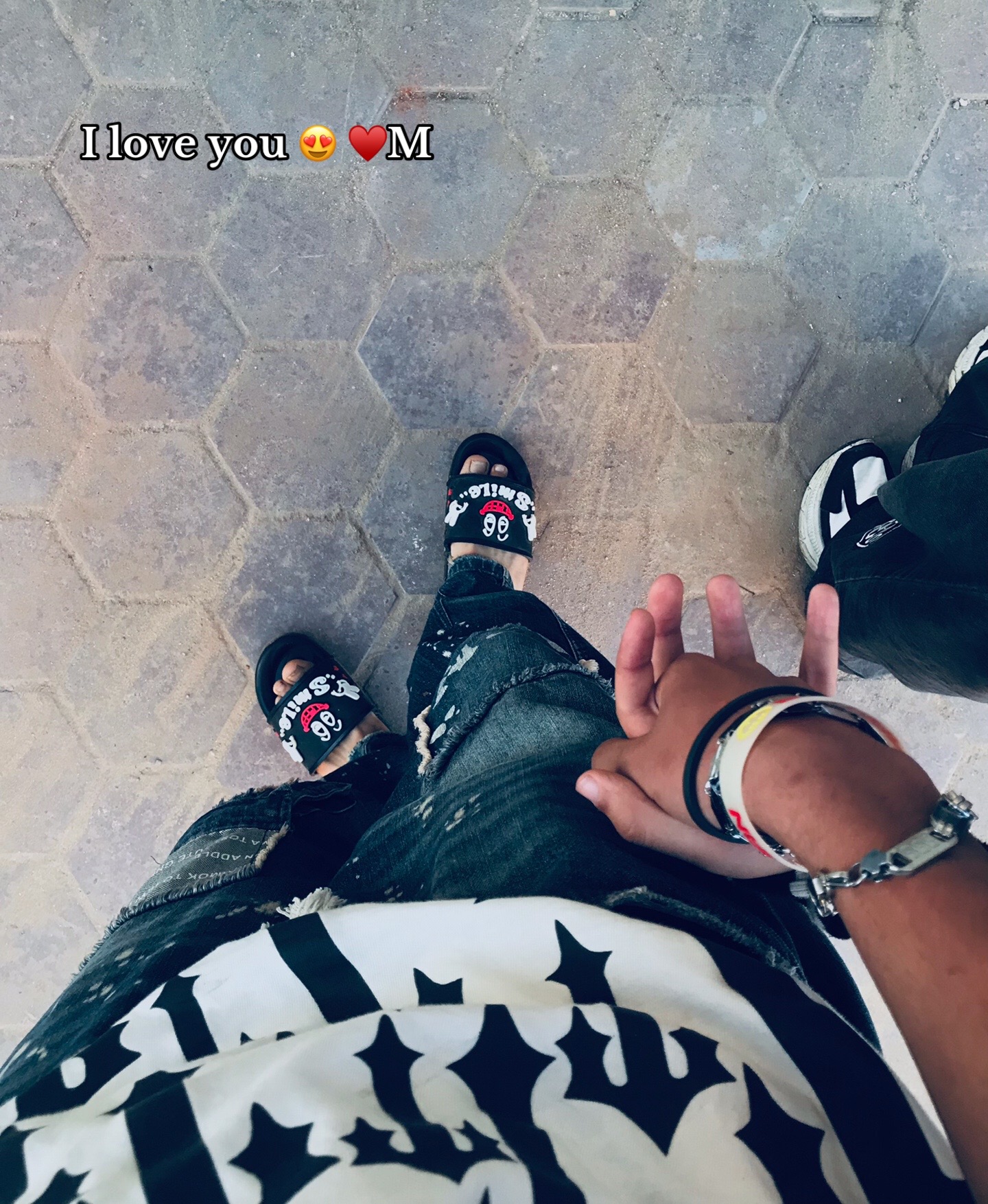 @𝑴𝑨𝑵𝑮𝑨🐺
