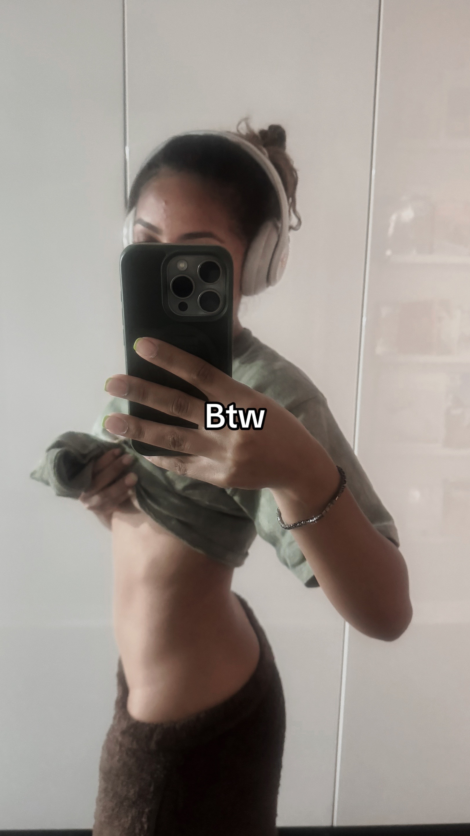 @elly