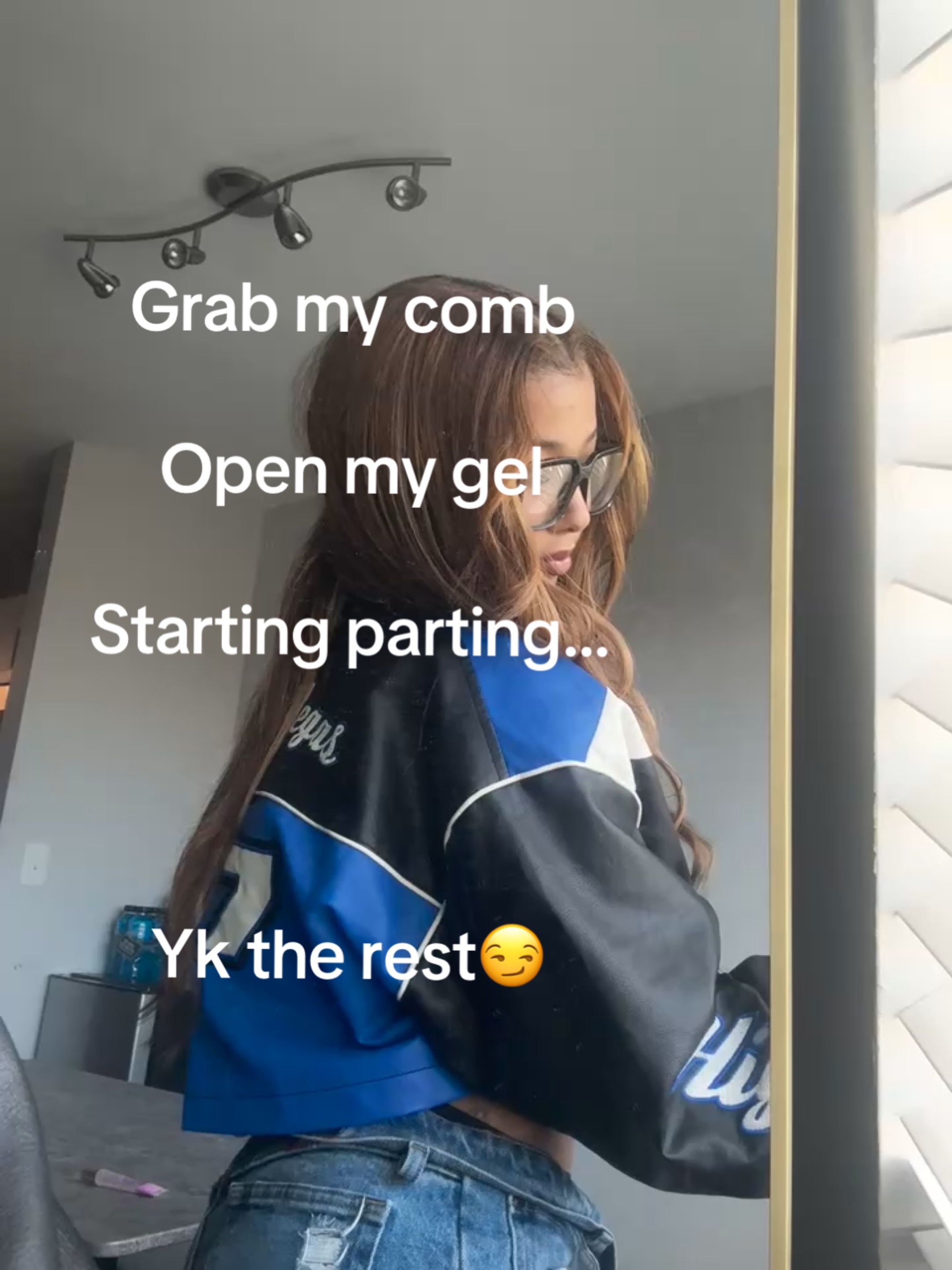 @Ava