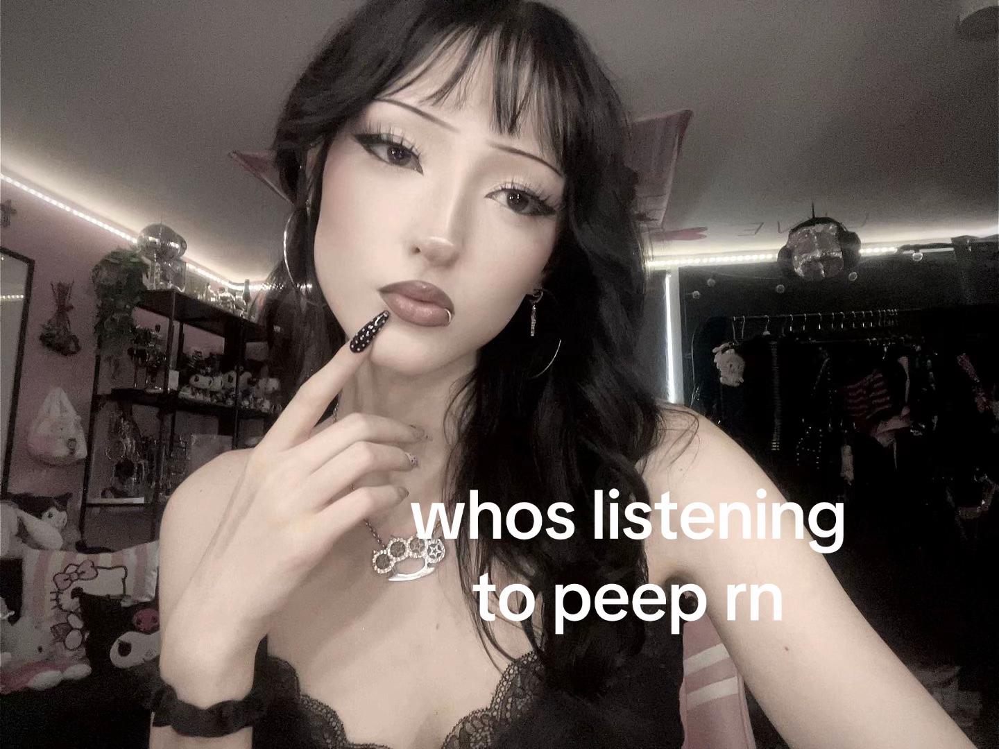 @Luzi ໒꒱