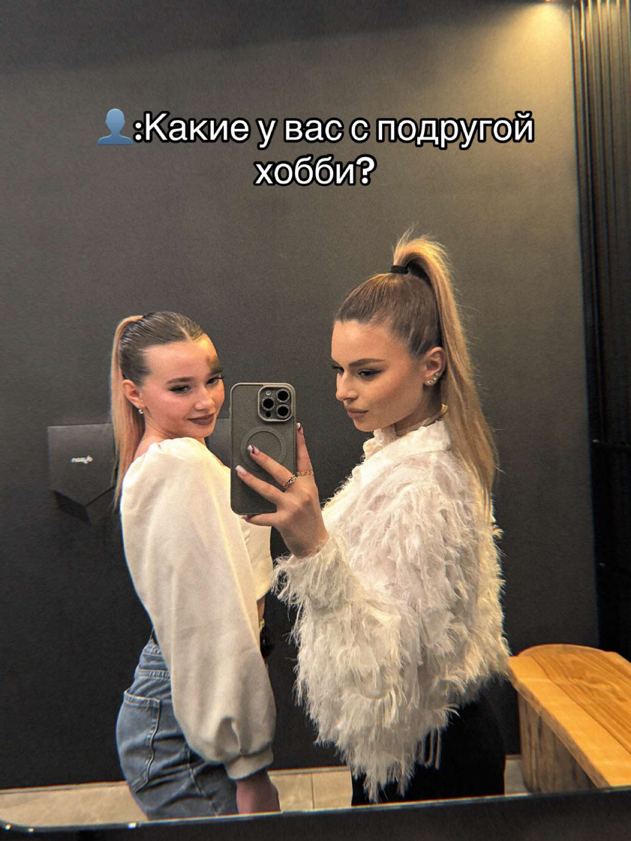 @🖤