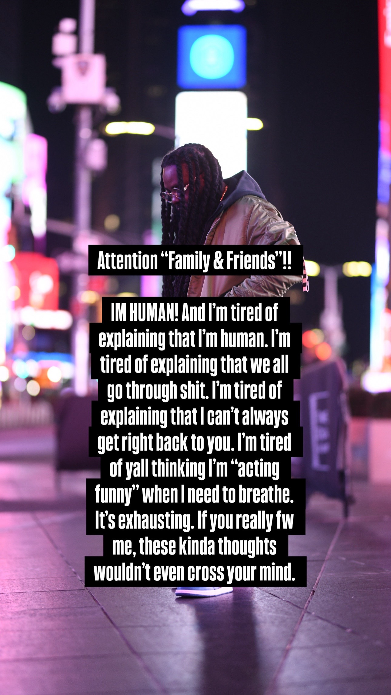 @M O O N E  W A L K E R