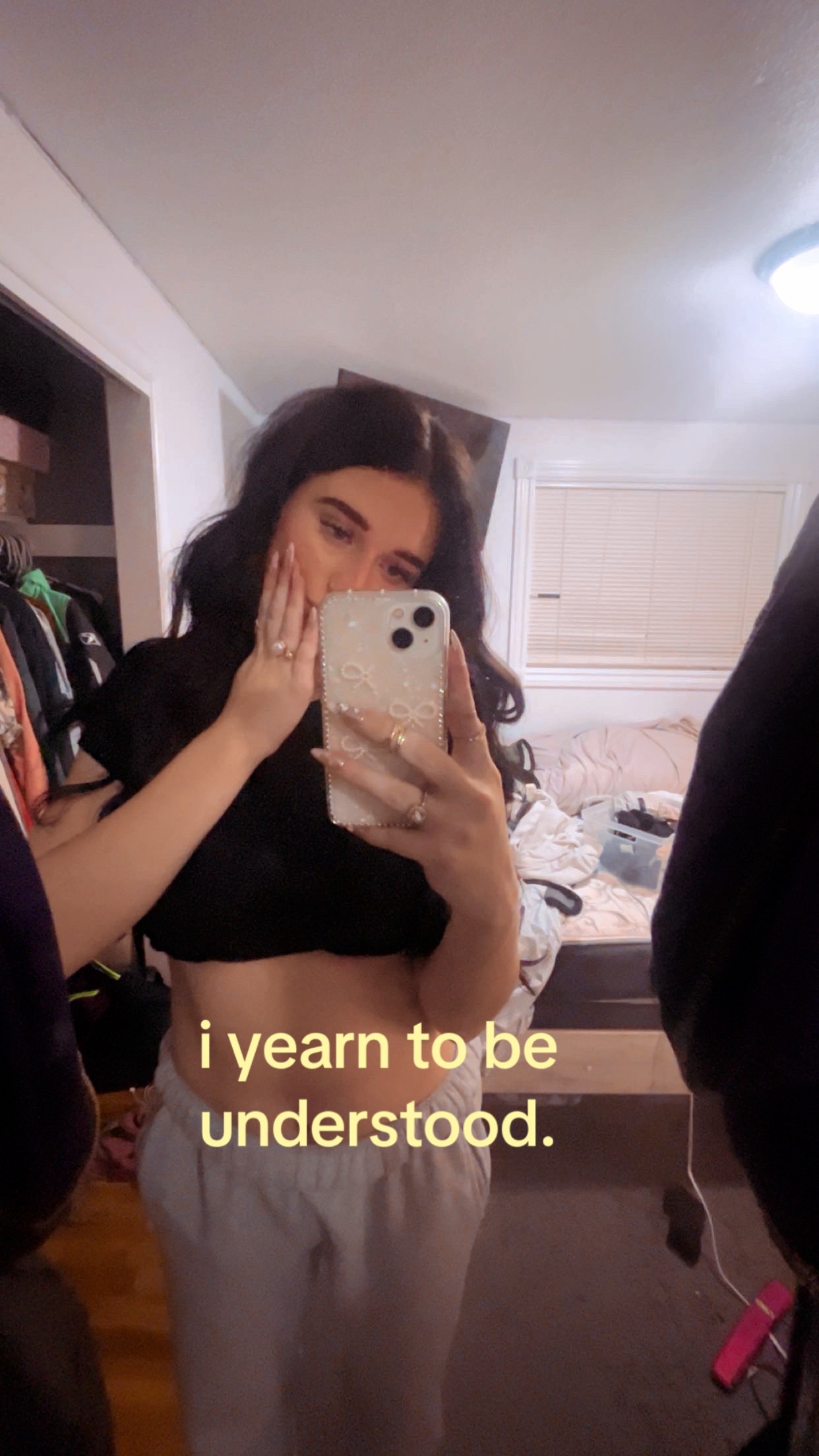 @halleguinn1