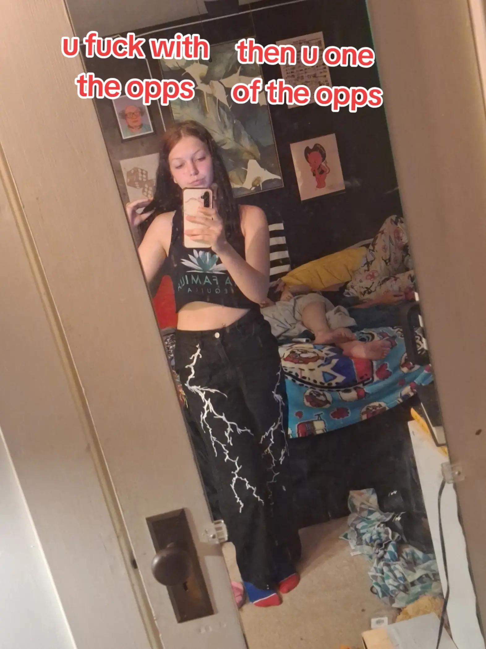 @lil.mrs.lover.girl_67
