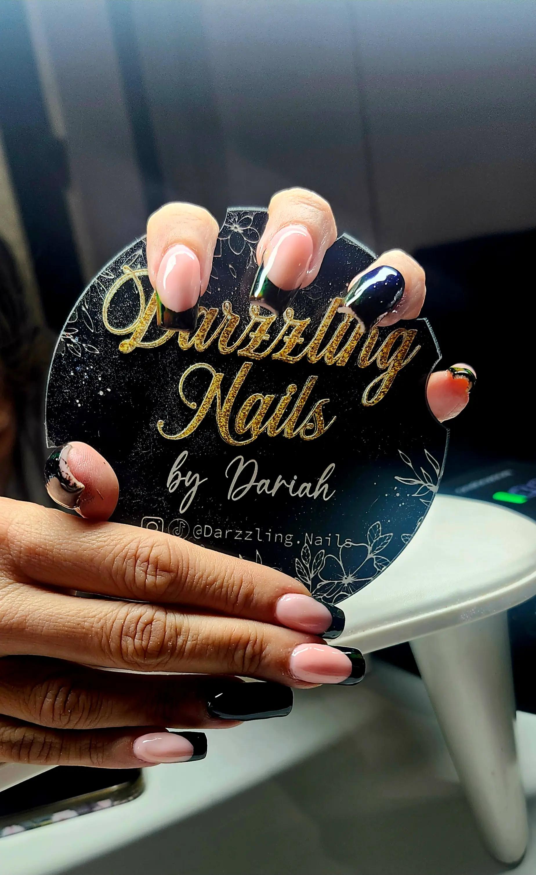@Darzzling Nails