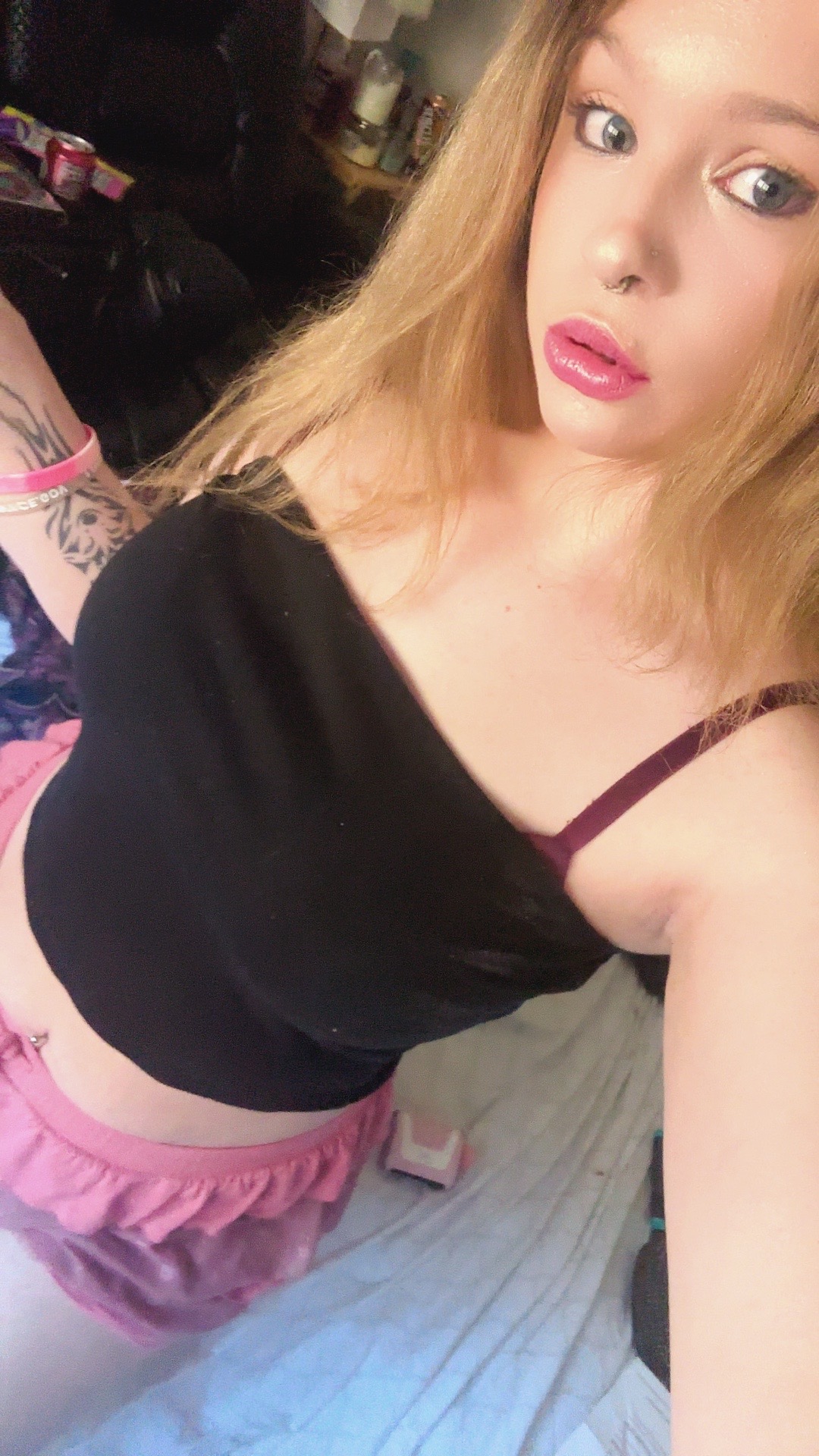 @Angel18
