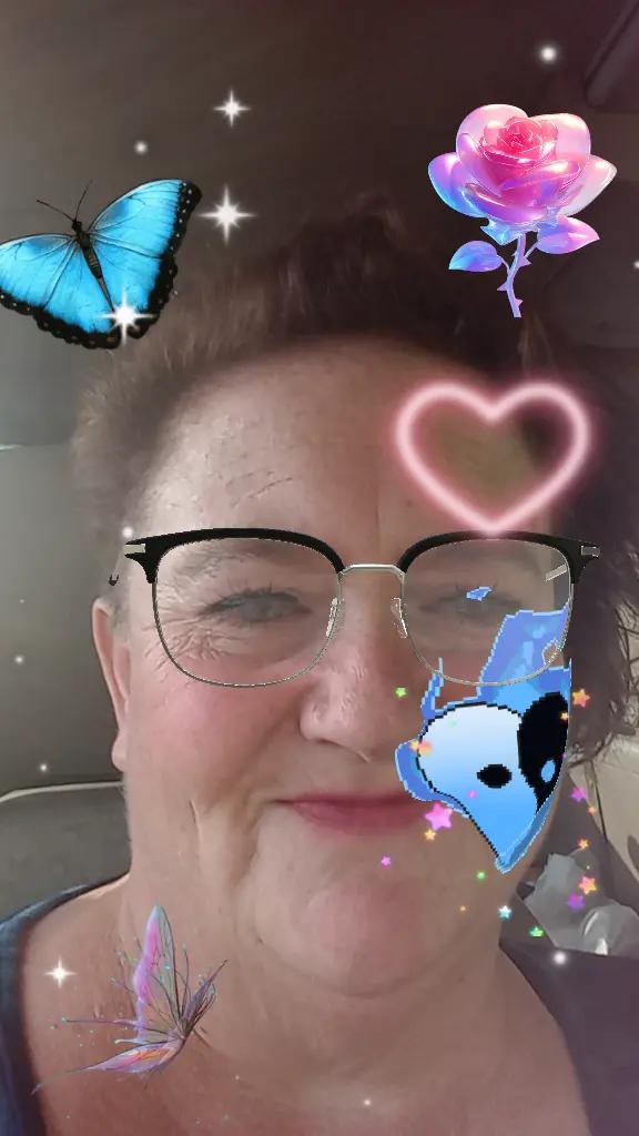 @vickielott92