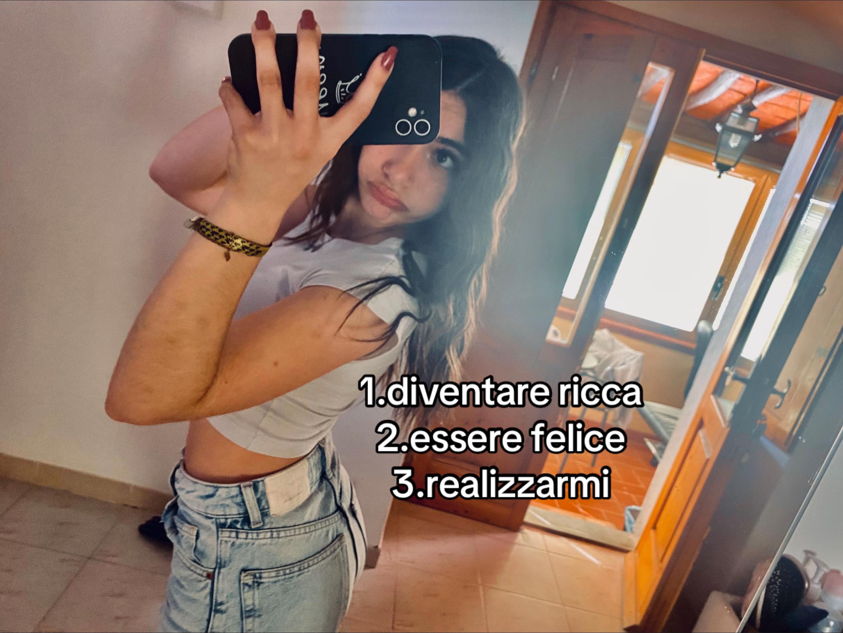 @🖤