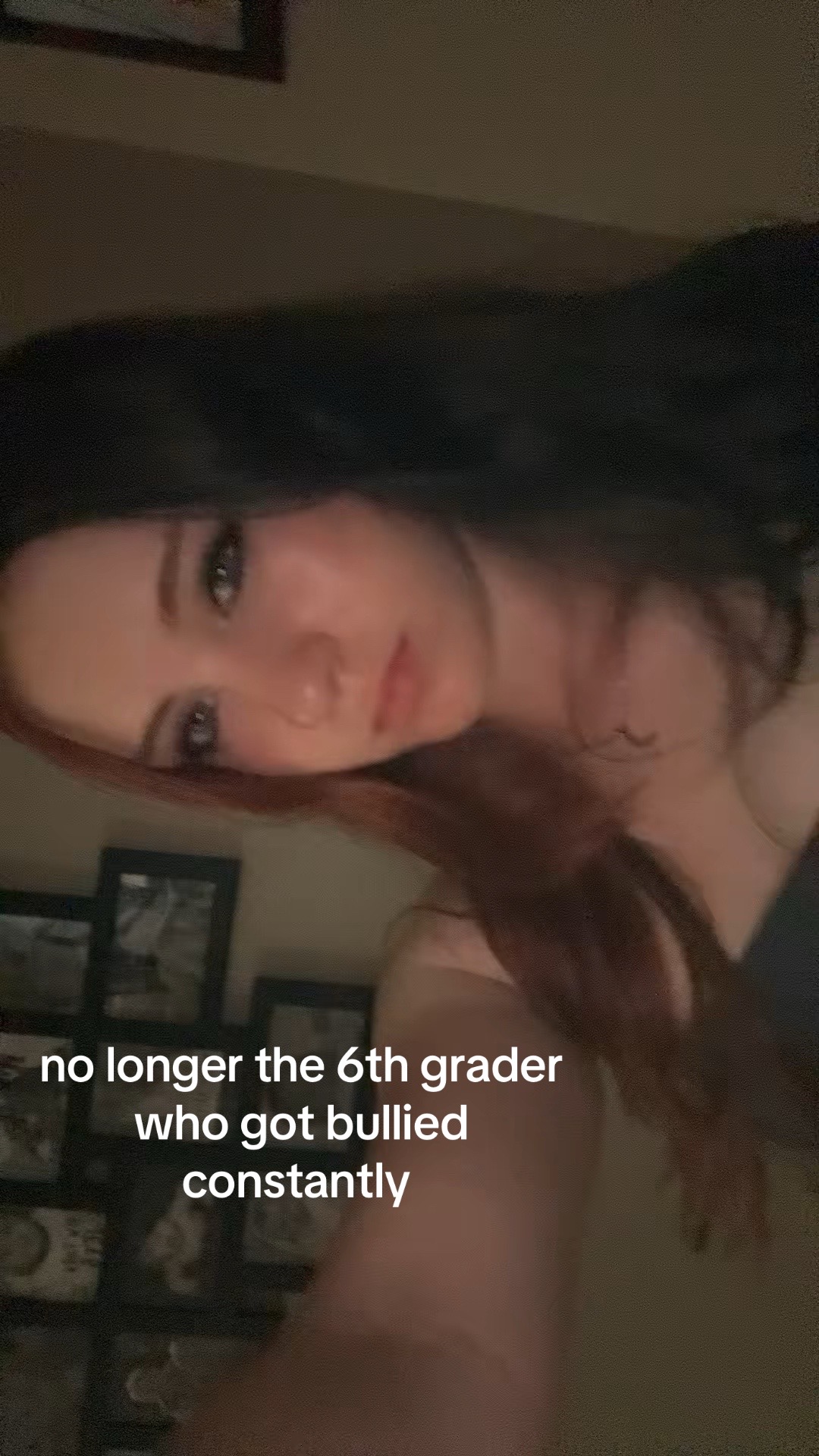 @⃟