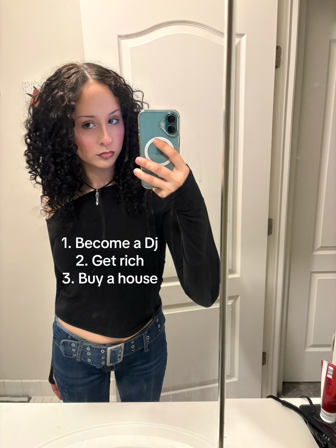 @shawdeebae3000