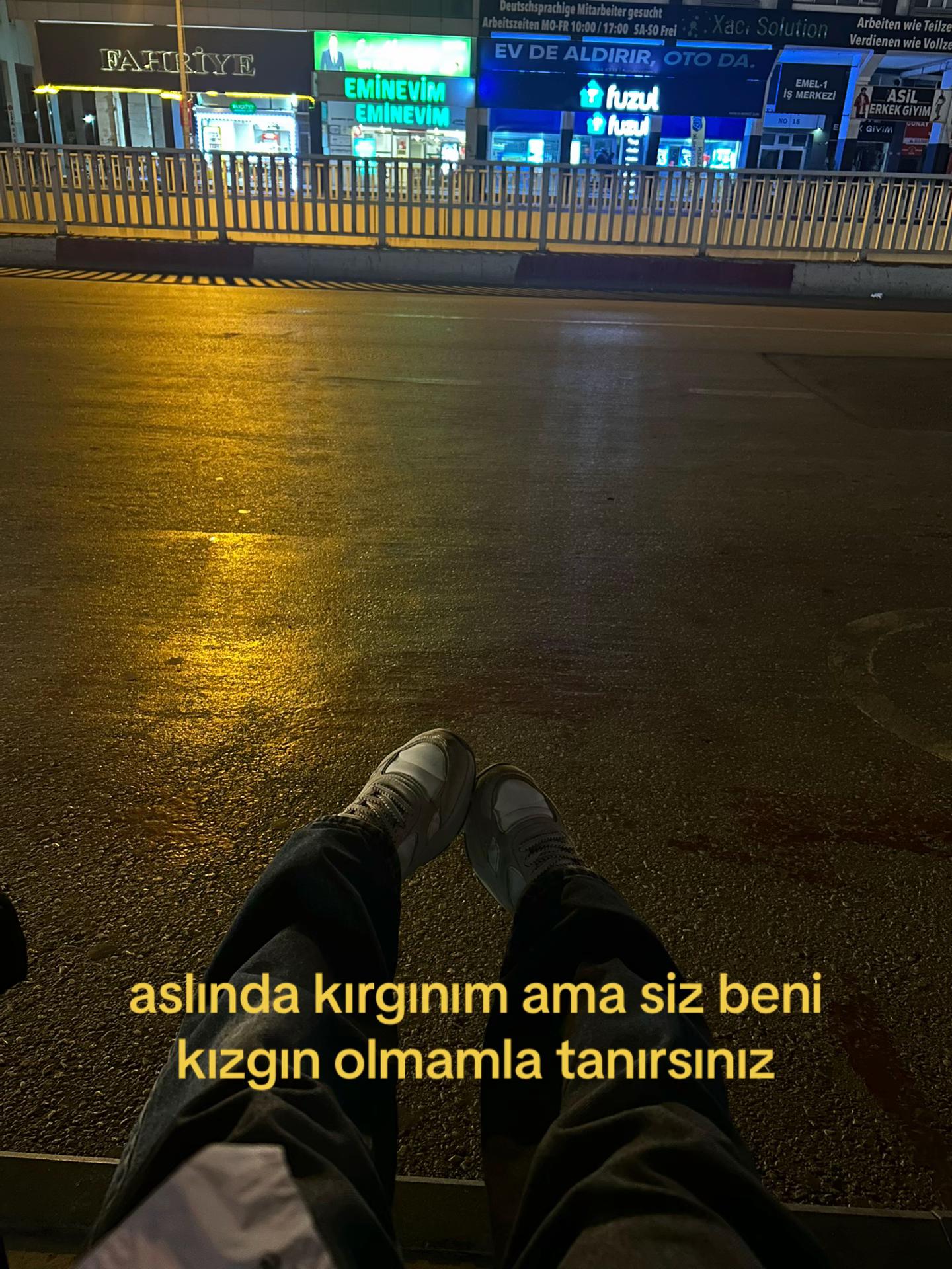 @Adsızz