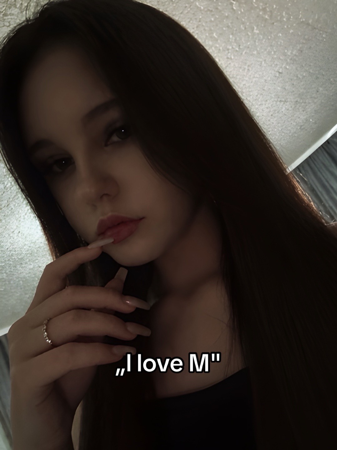 @𝒜𝓃ℯ𝓉🐾