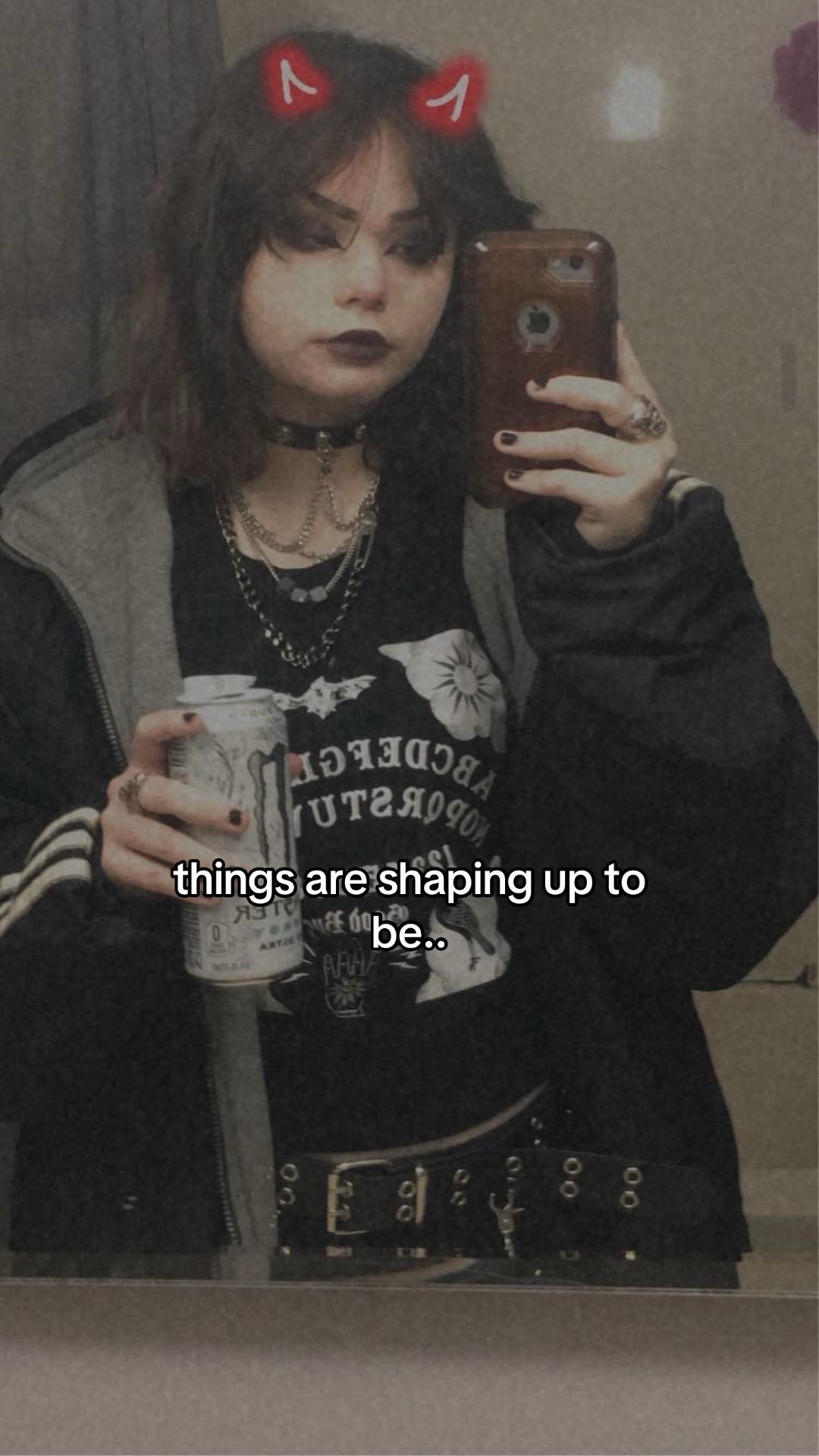 @:3