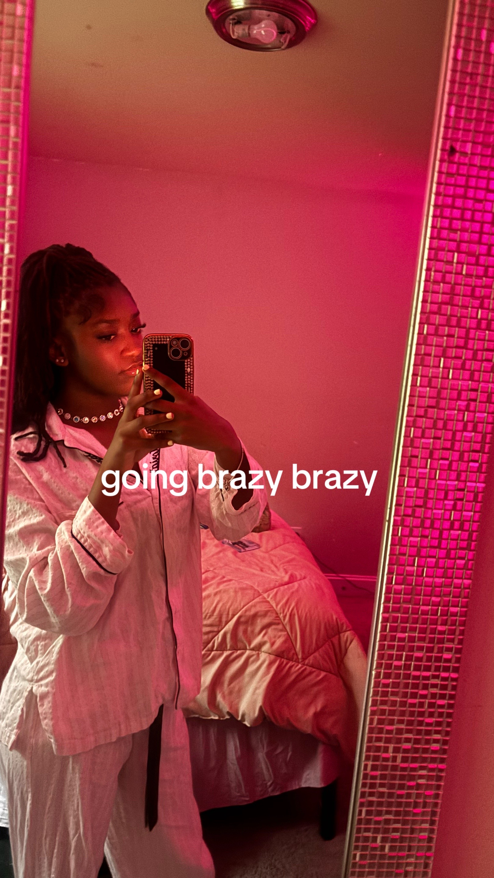 @NylElise