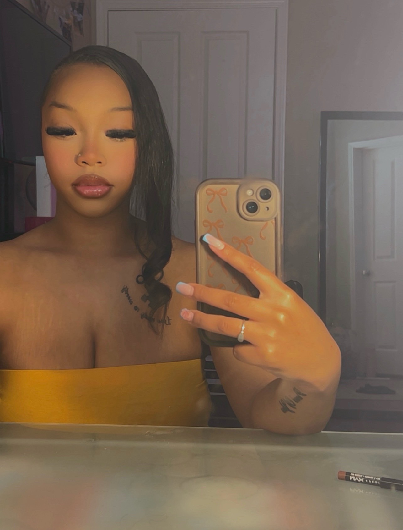 @Lonii😘