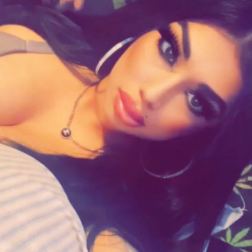 @BADDIES LOUNGE XO