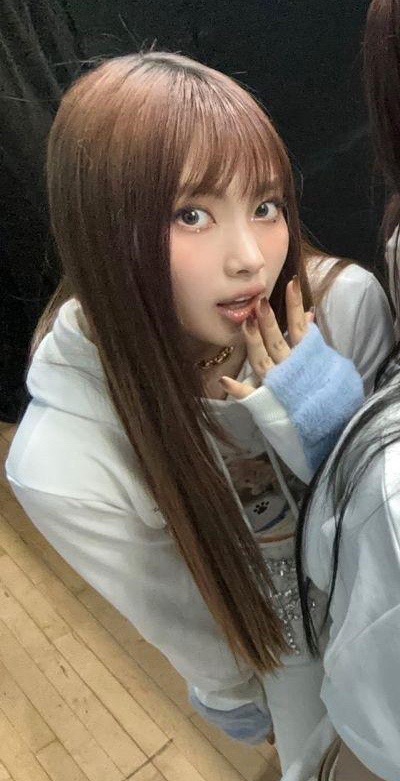 @yunaz_l0V3