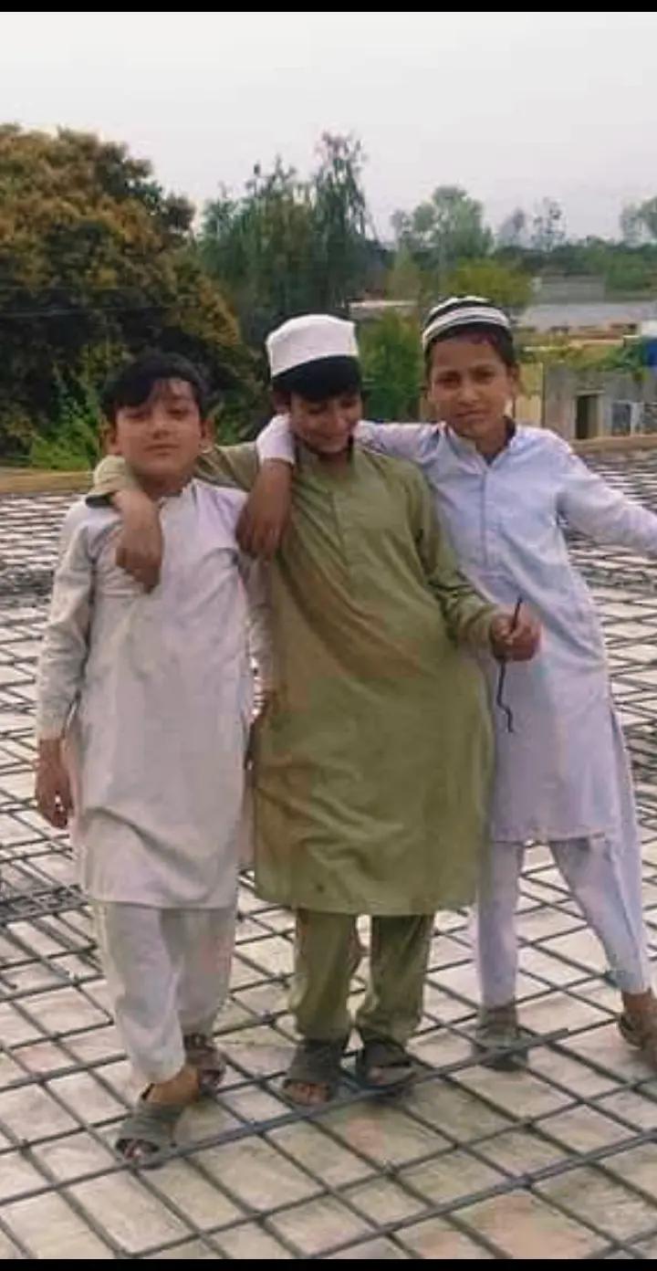 @Chota Khan Baba