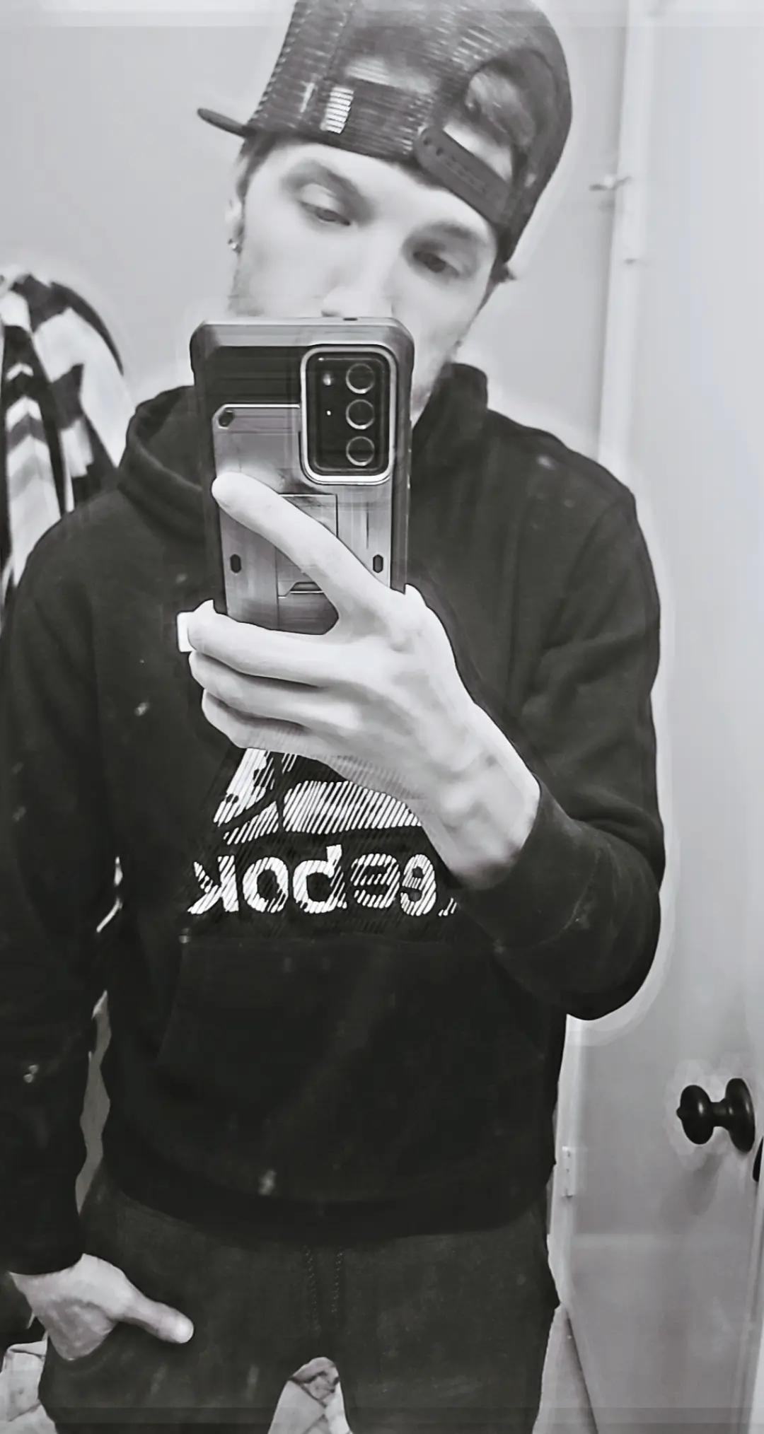 @𝕸𝖗. 𝕳𝖔𝖑𝖒𝖊𝖘