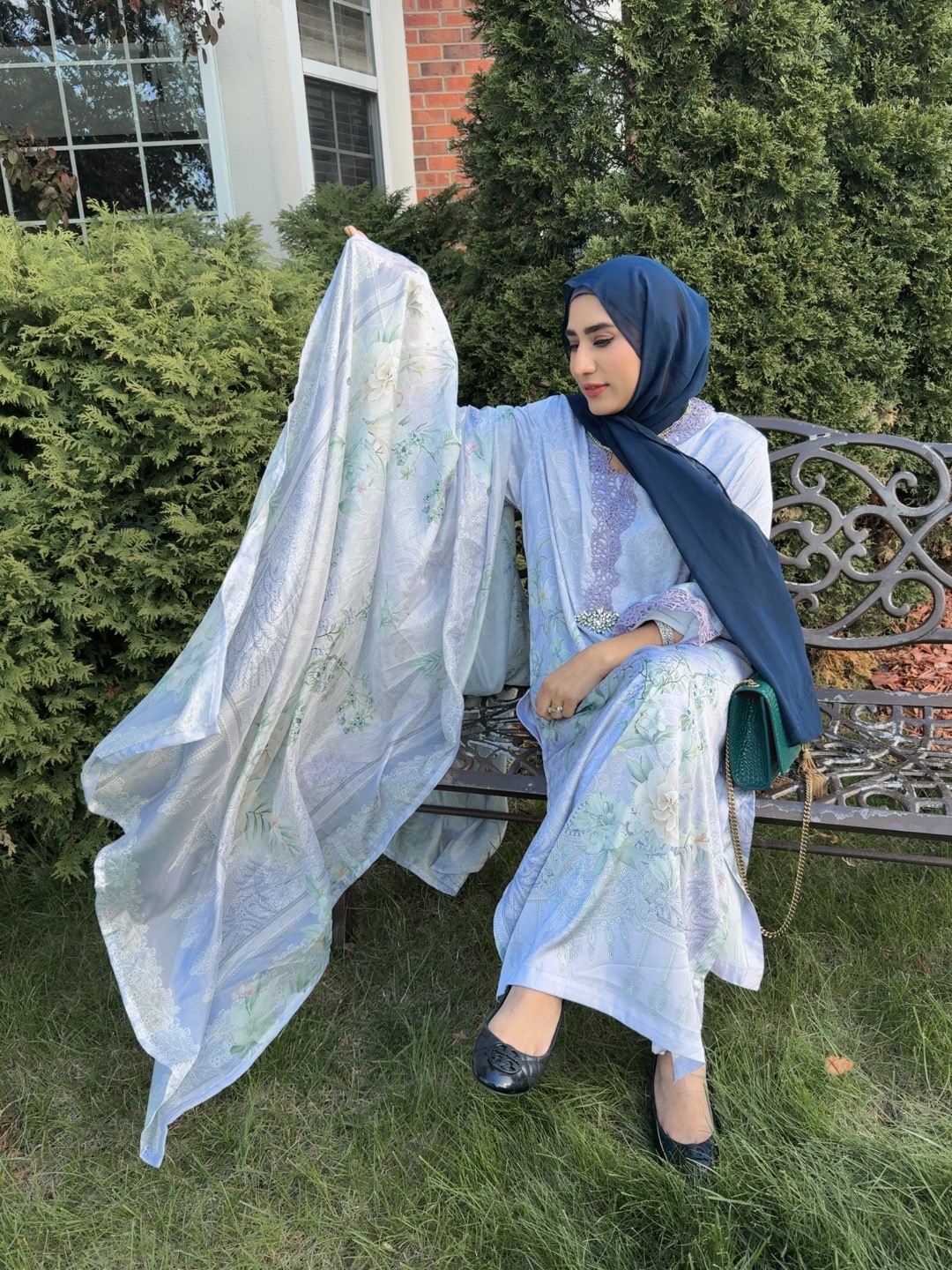 @Aisha Chaudhry