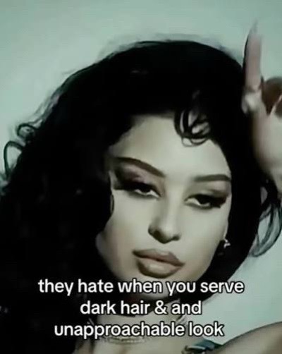 @Alicia 🌙🖤