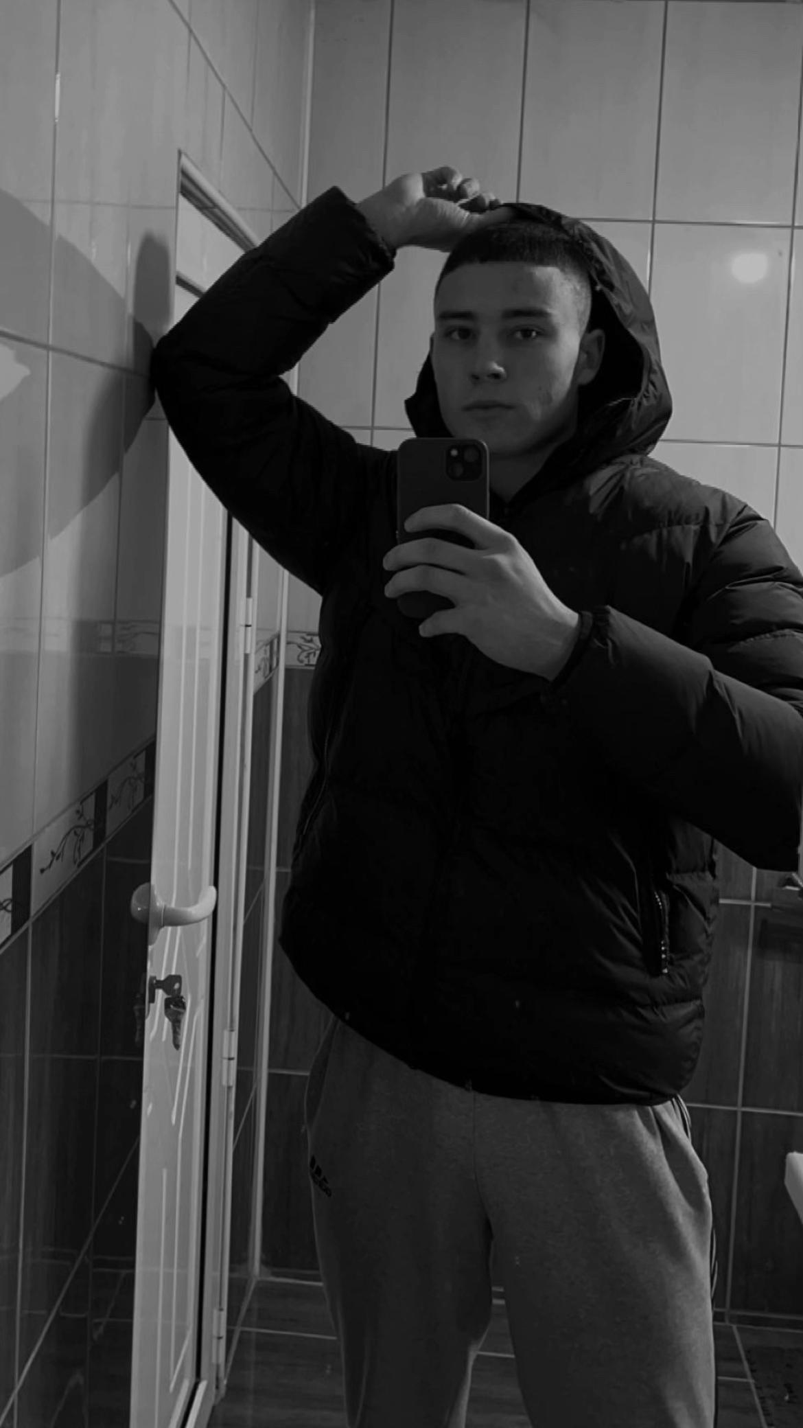 @Михајло🔱