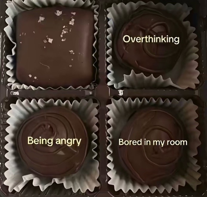 @⃟