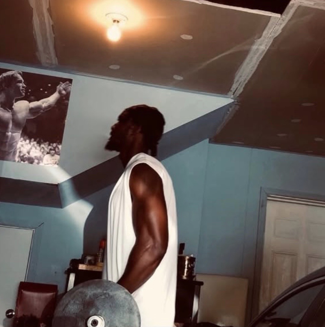 @tallguymuscle