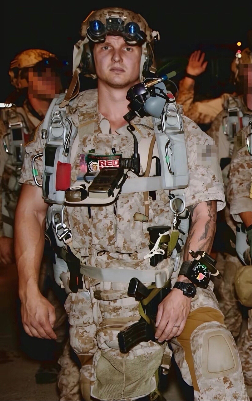 @Theoperator_4