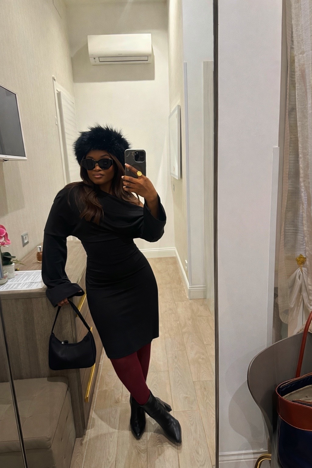 @Iyesha | Corporate Black Girl