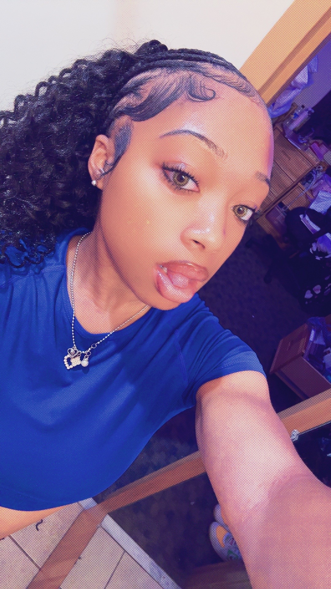 @Rose Pooh 🍭⭐️💓 • Following
