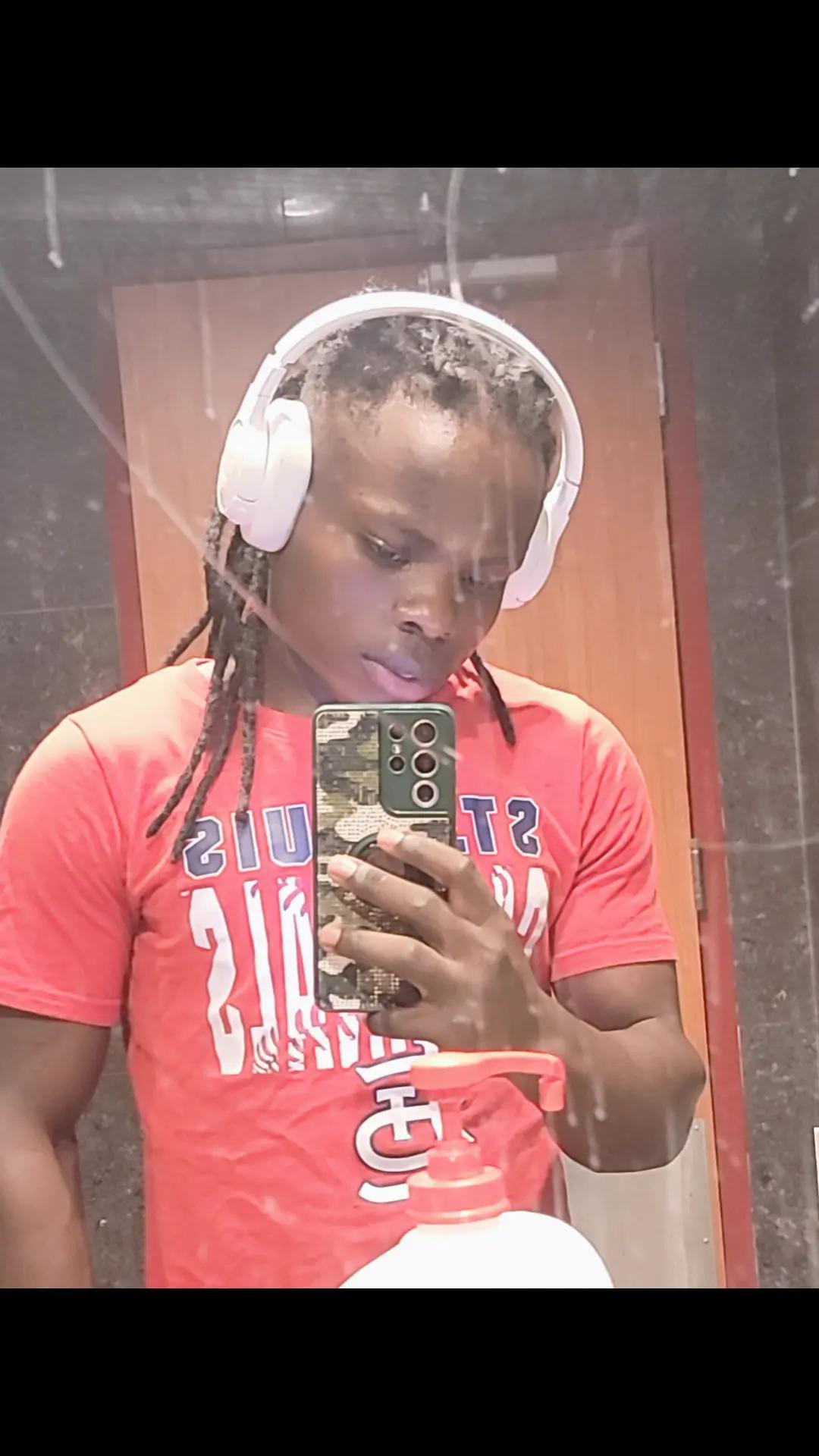 @Baraka Eliya 🇺🇲🇺🇲🇺🇬🇺🇬