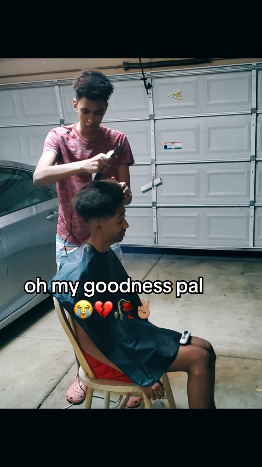 @Ł