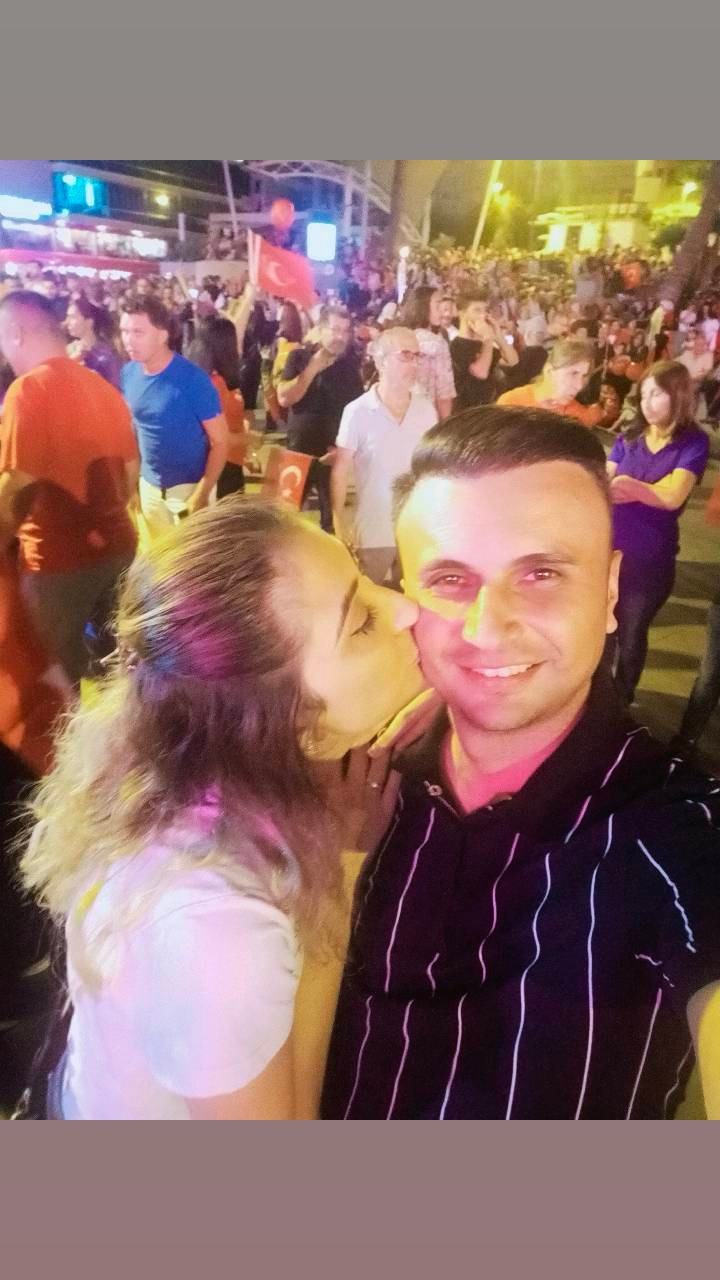 @Yasemin &Uuml;st&uuml;nel