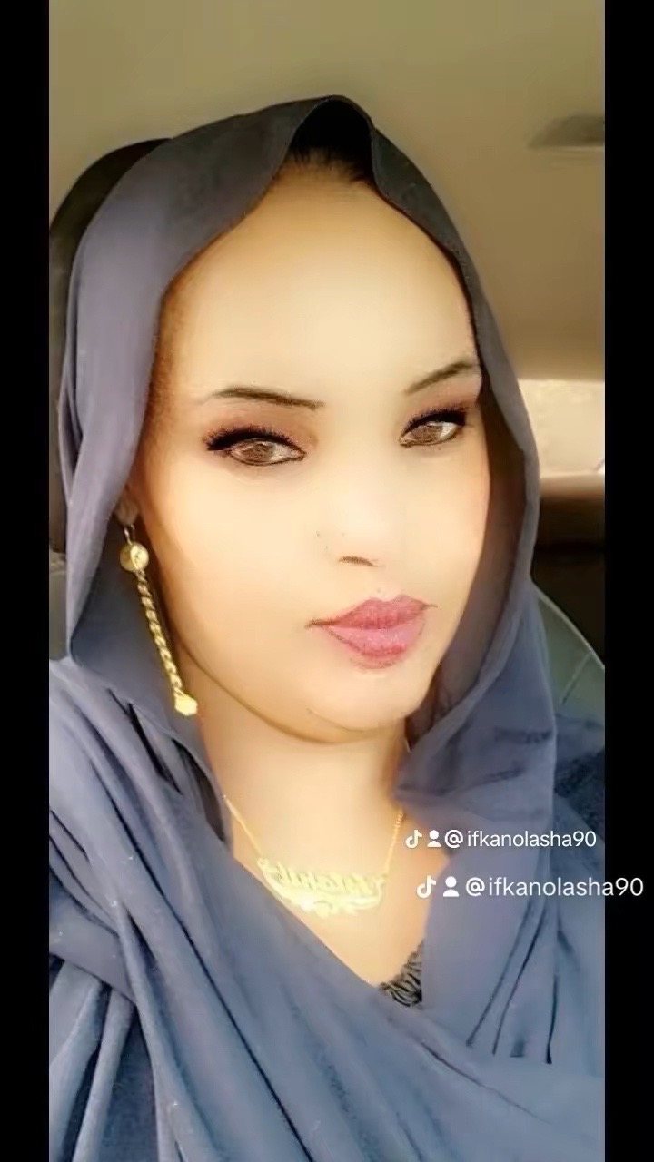 @queen is not easy