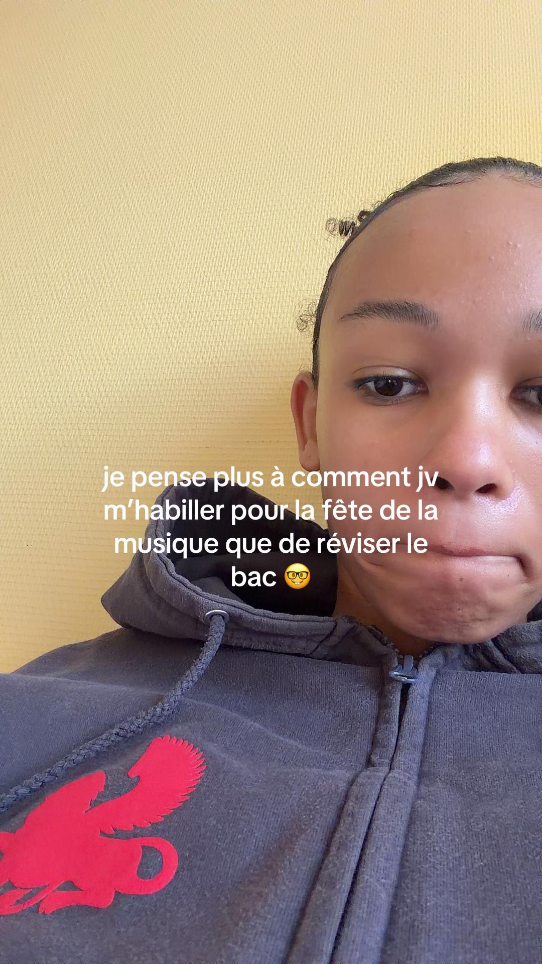 @lolaaa