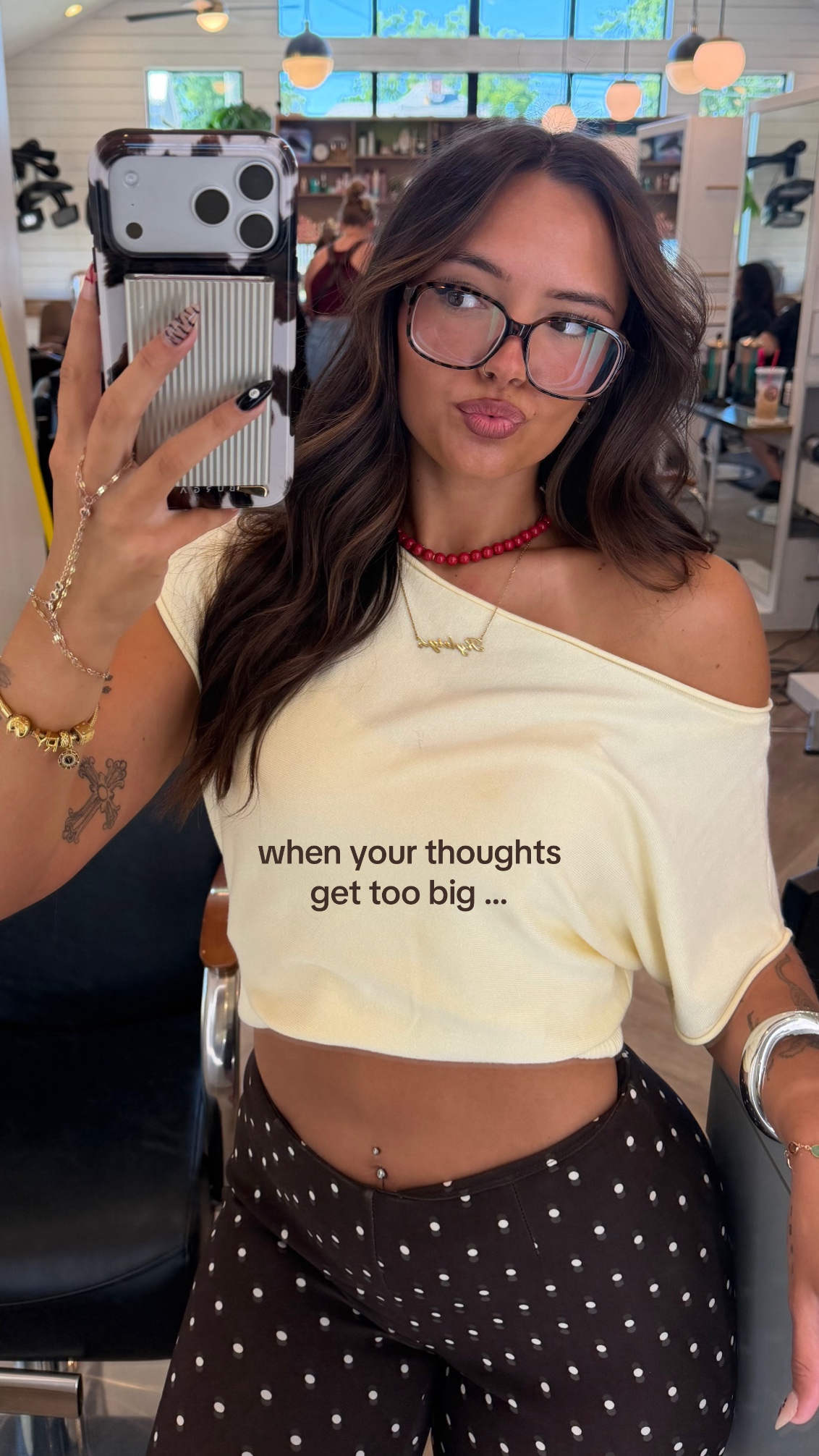 @Ry โ
| IN Hairstylist